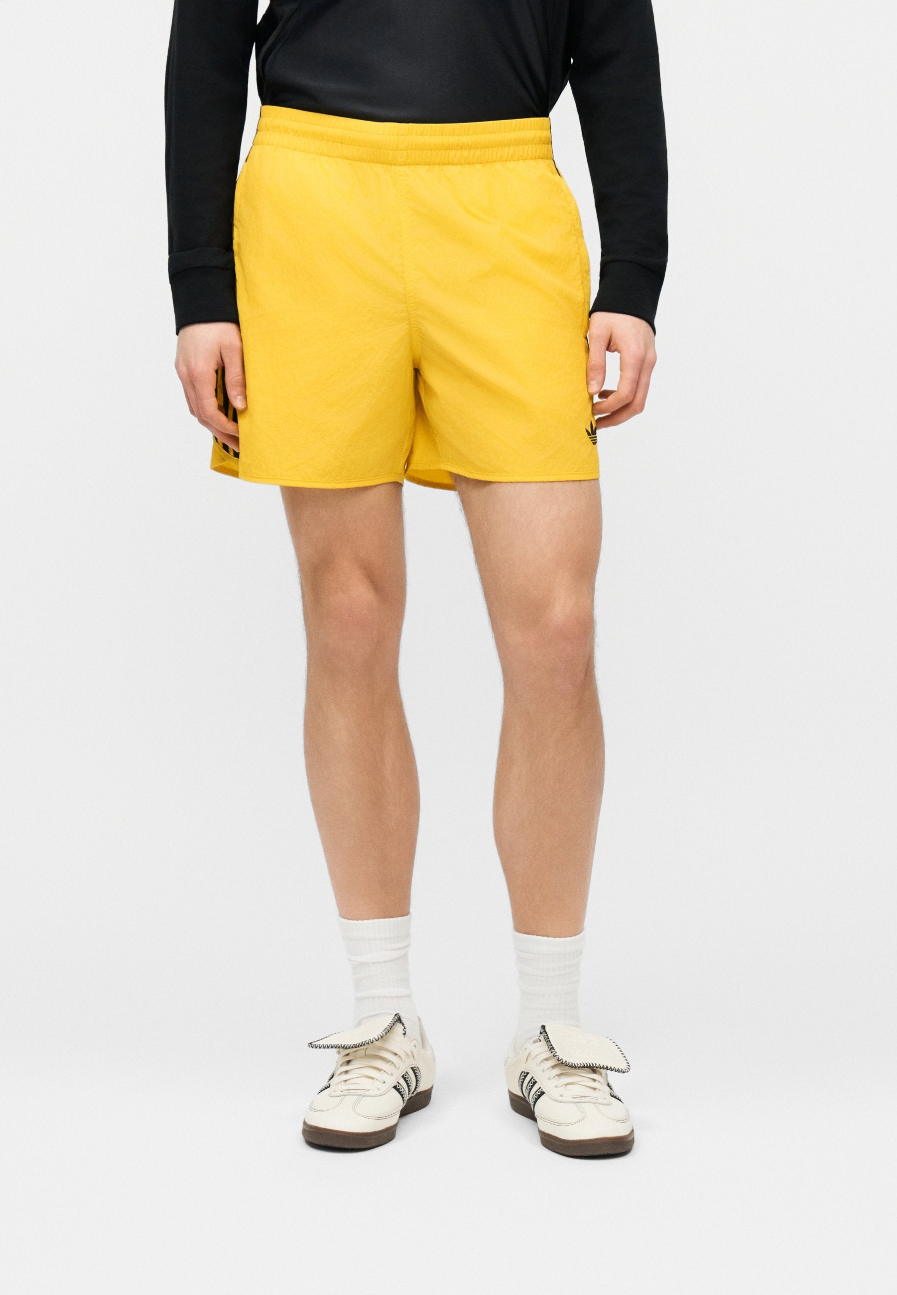 SPRINTER SHO - Shorts - yellow