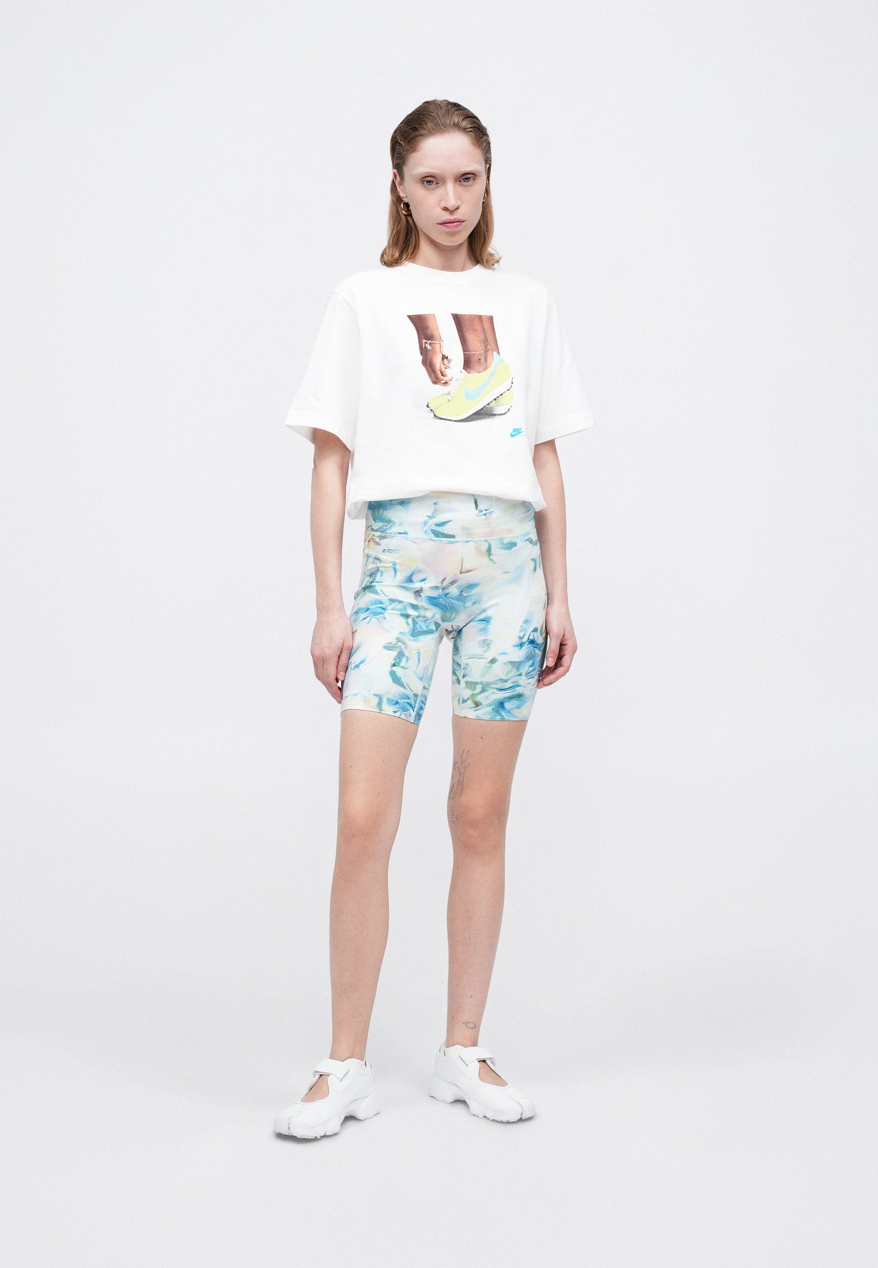 Sports shorts - blue tint