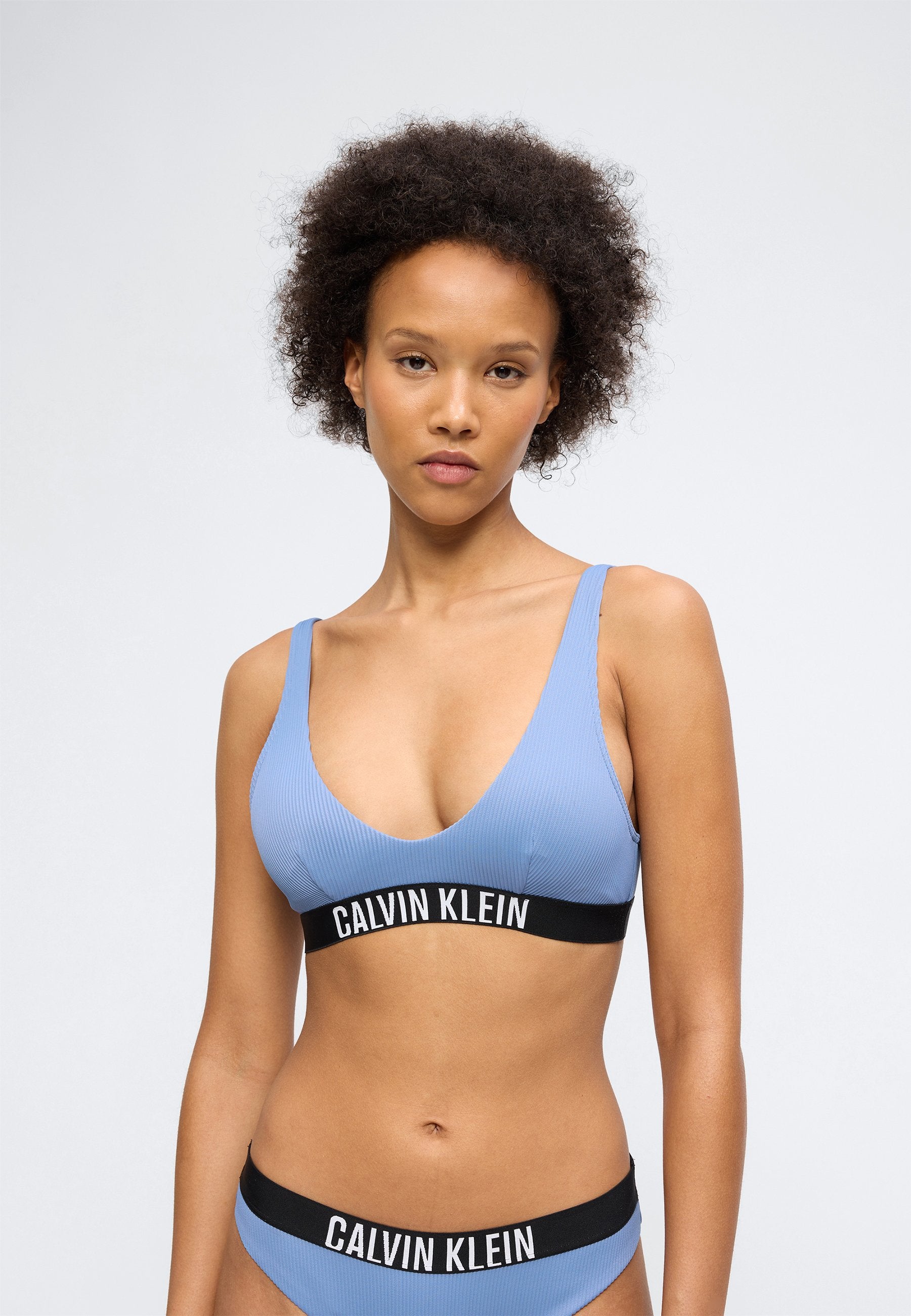 BRASSIÈRE SCOOP INTENSE POWER SWIM - Haut de bikini - bleu tulipe