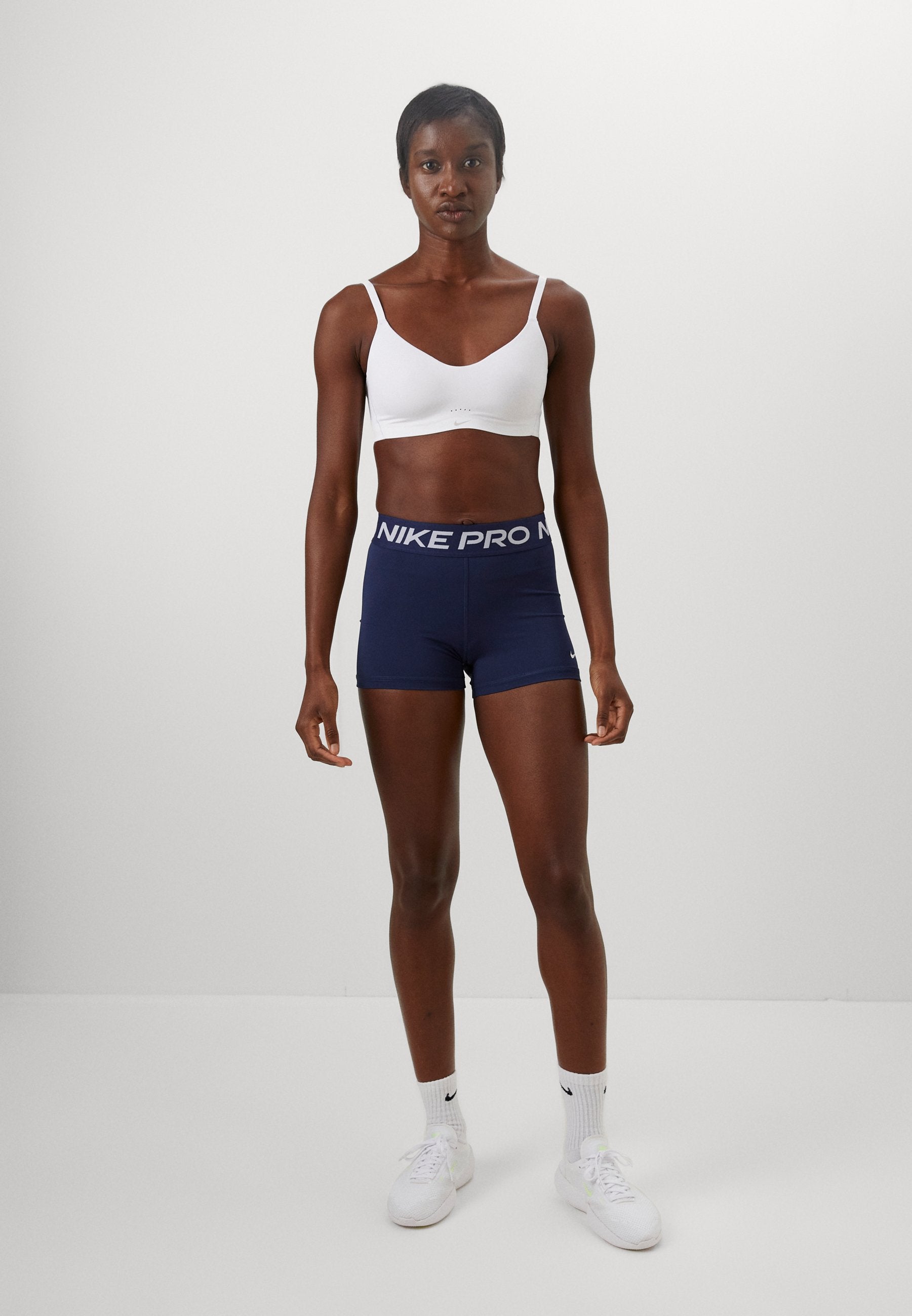 ALATE MINIMALIST BRA - Light support sports bra - white/cool grey