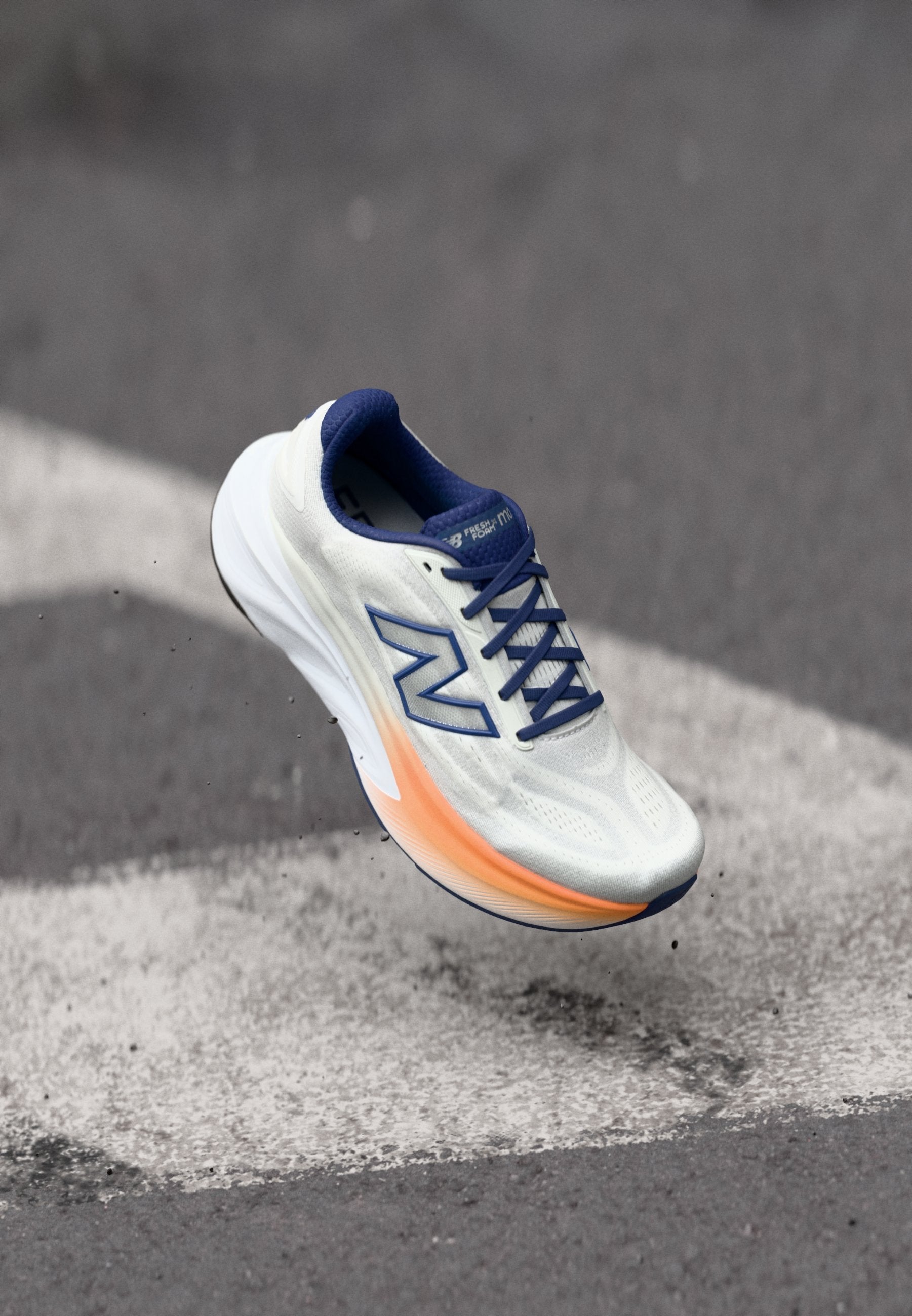 أحذية الجري FRESH FOAM X MORE V6 - على الطريق - انعكاس