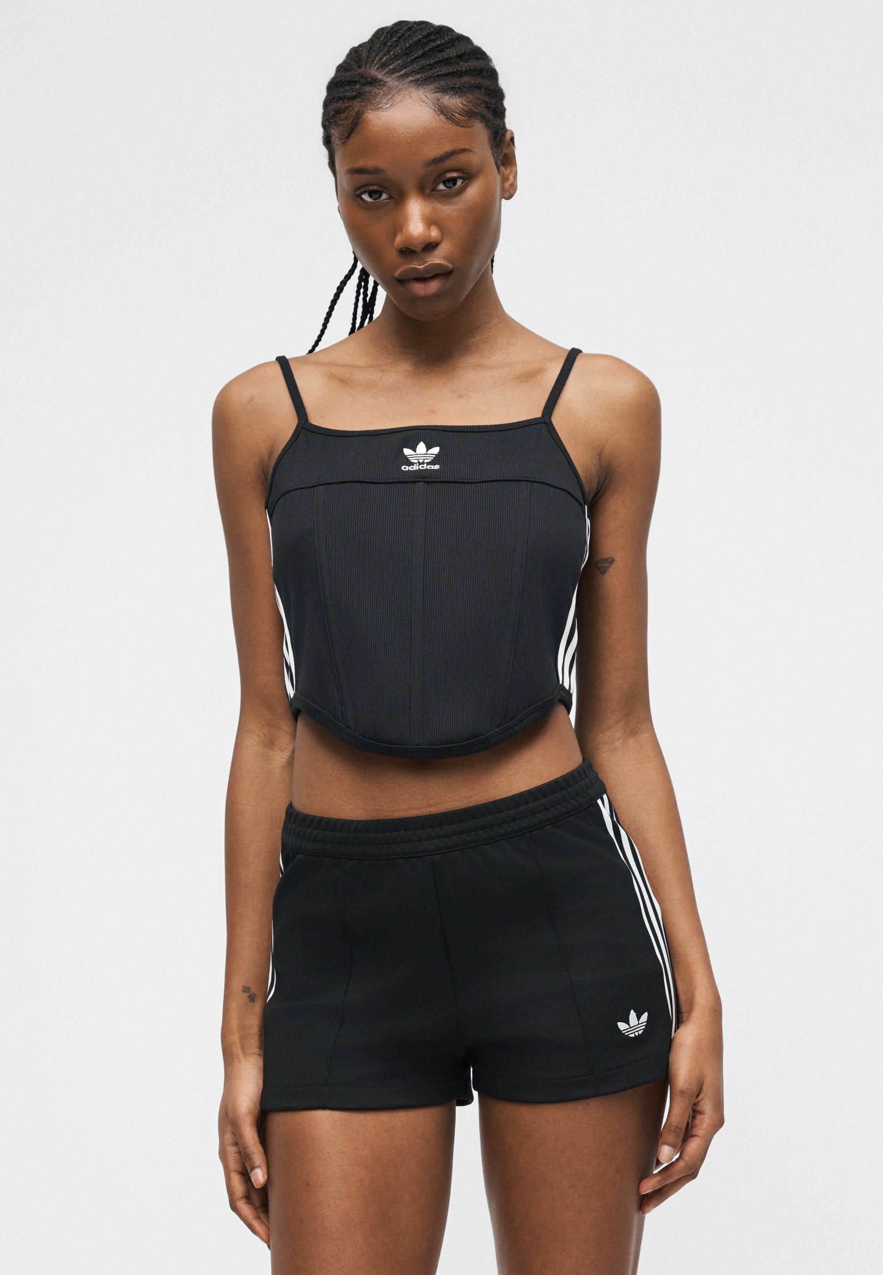 BECKENBAUER SHORTS - Shorts - black/white