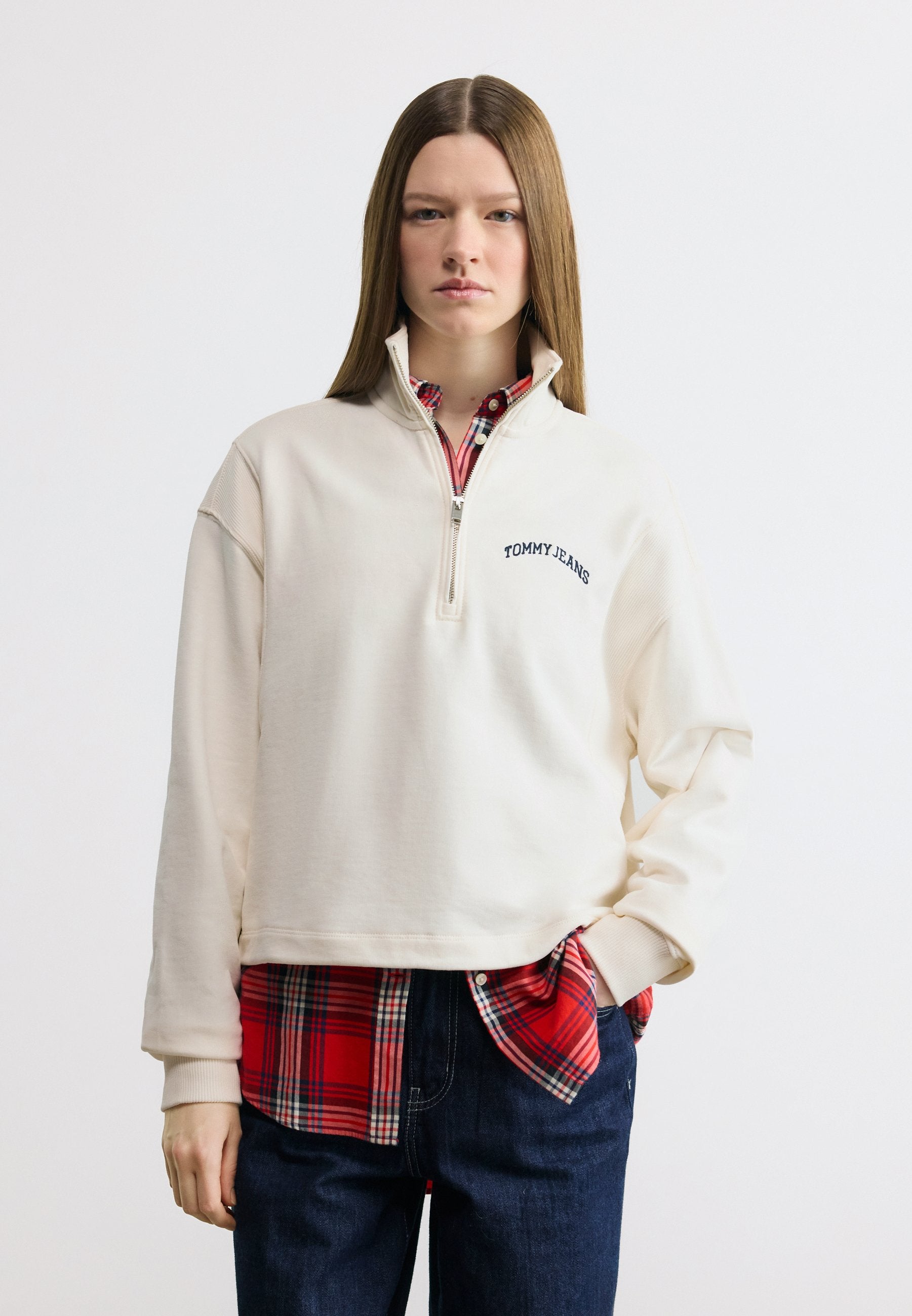 LOGO EMBROIDERY RELAXED QUARTER-ZIP SWEATSHIRT - Sweatshirt - ancient white