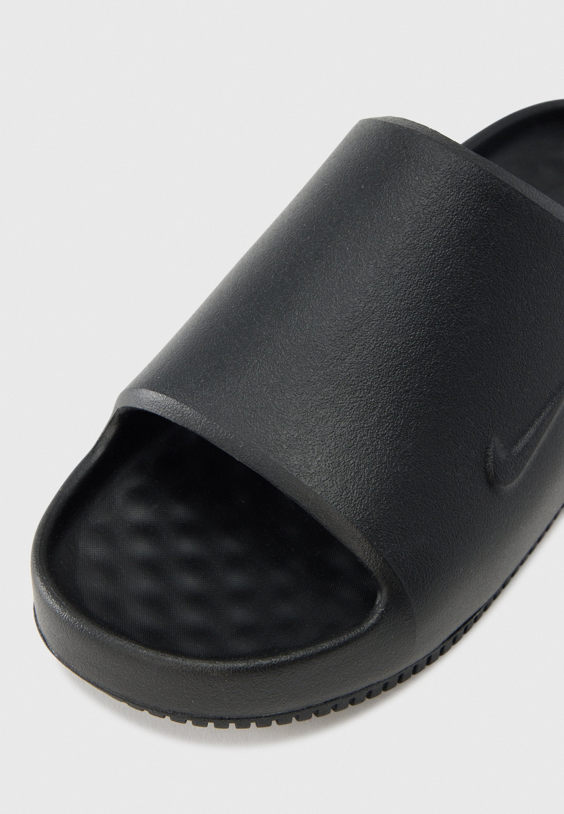 CALM 2.0 UNISEX - Pool slides - black