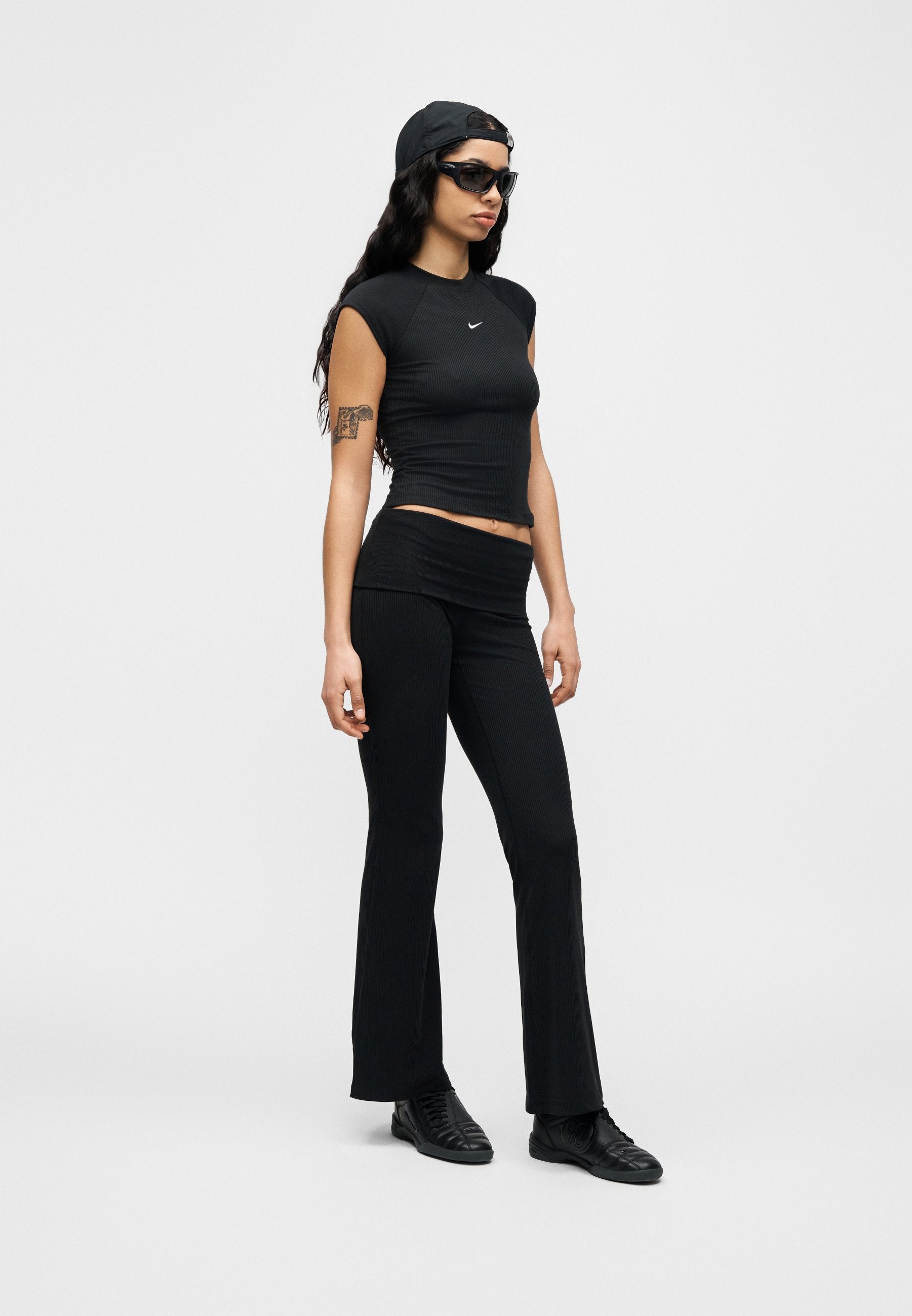 CHILL - Basic T-shirt - black/sail