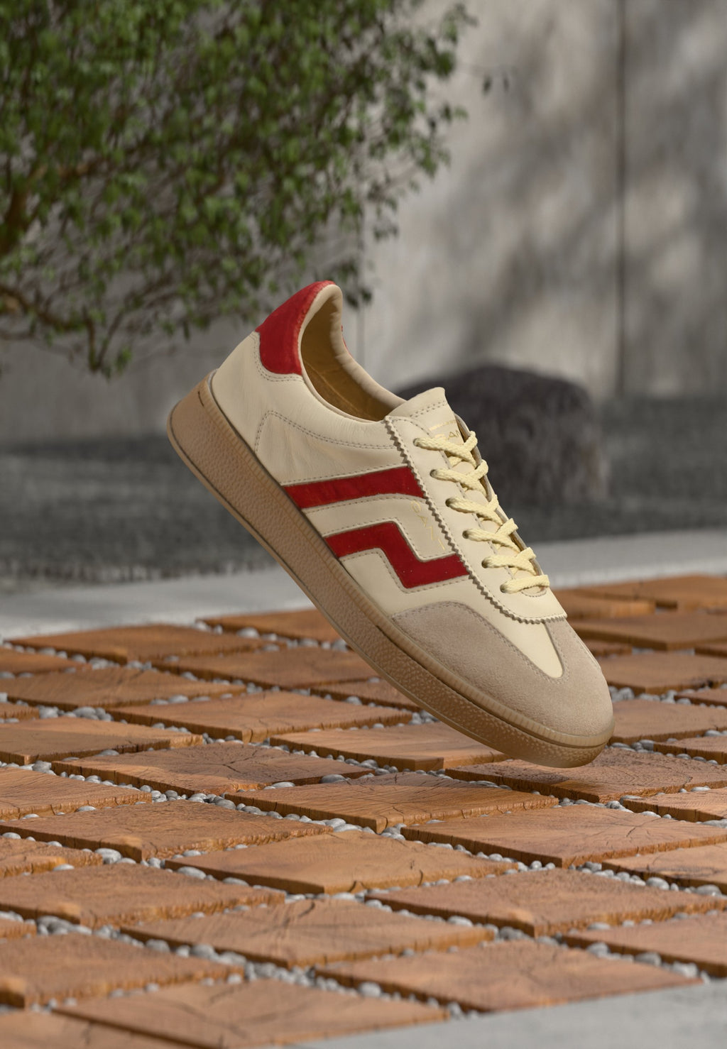 CUZIMA - Trainers - cream/red