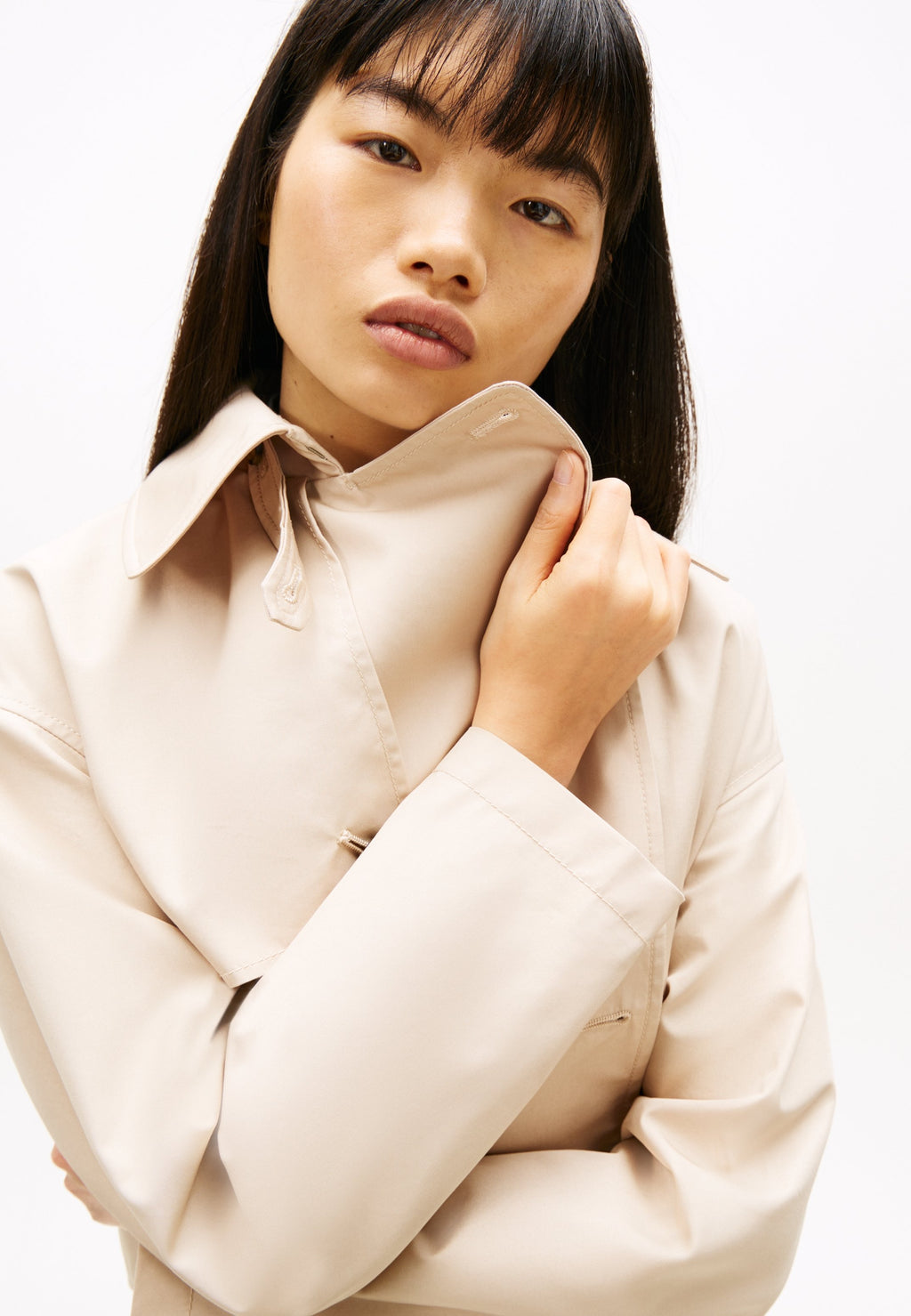 WATER REPELLENT RELAXED SHORT TRENCH COAT - Summer jacket - white clay