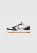 COURT BOROUGH LOW - Trainers - black/white/gum/med brown