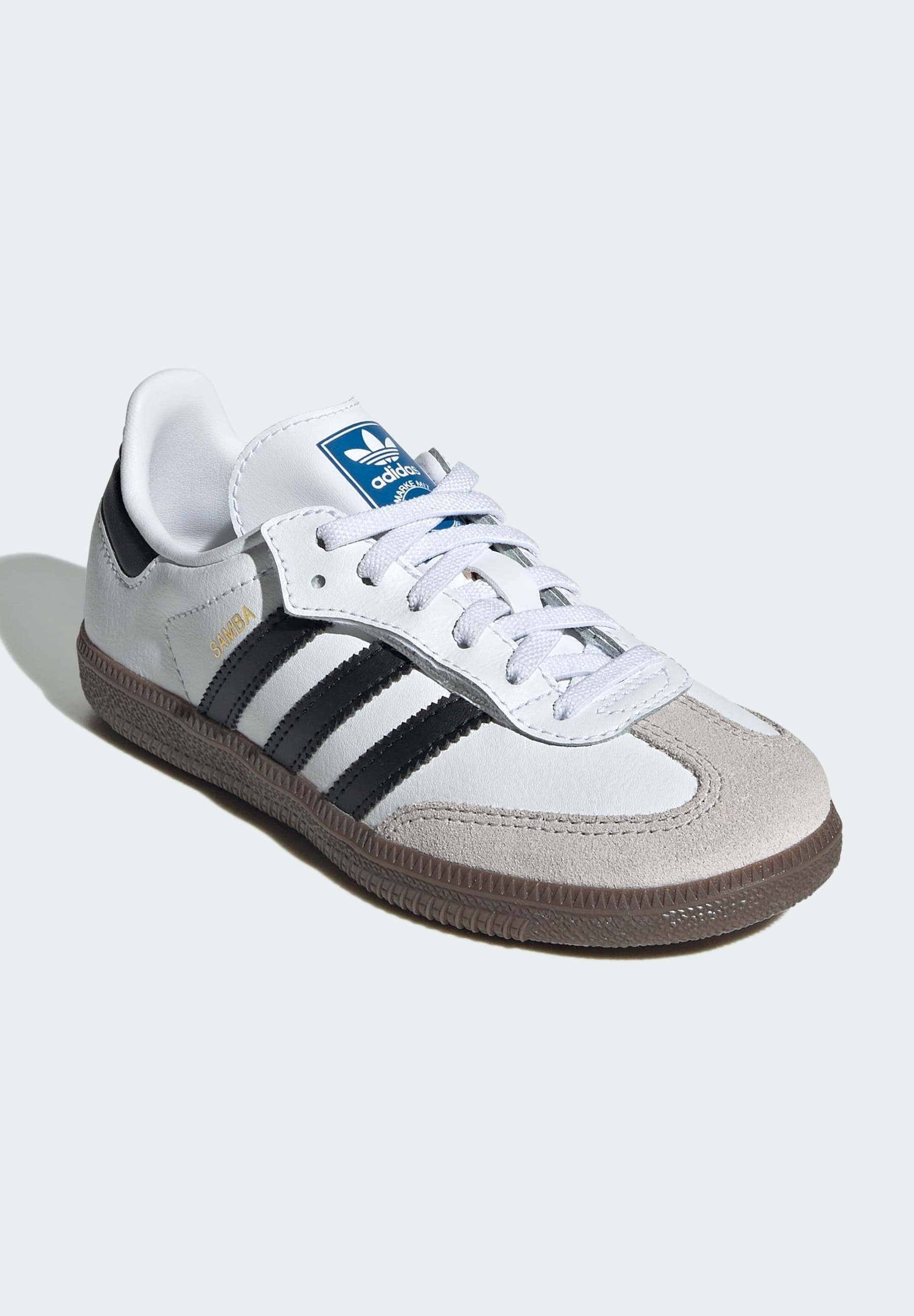 Trainers - cloud white core black gum
