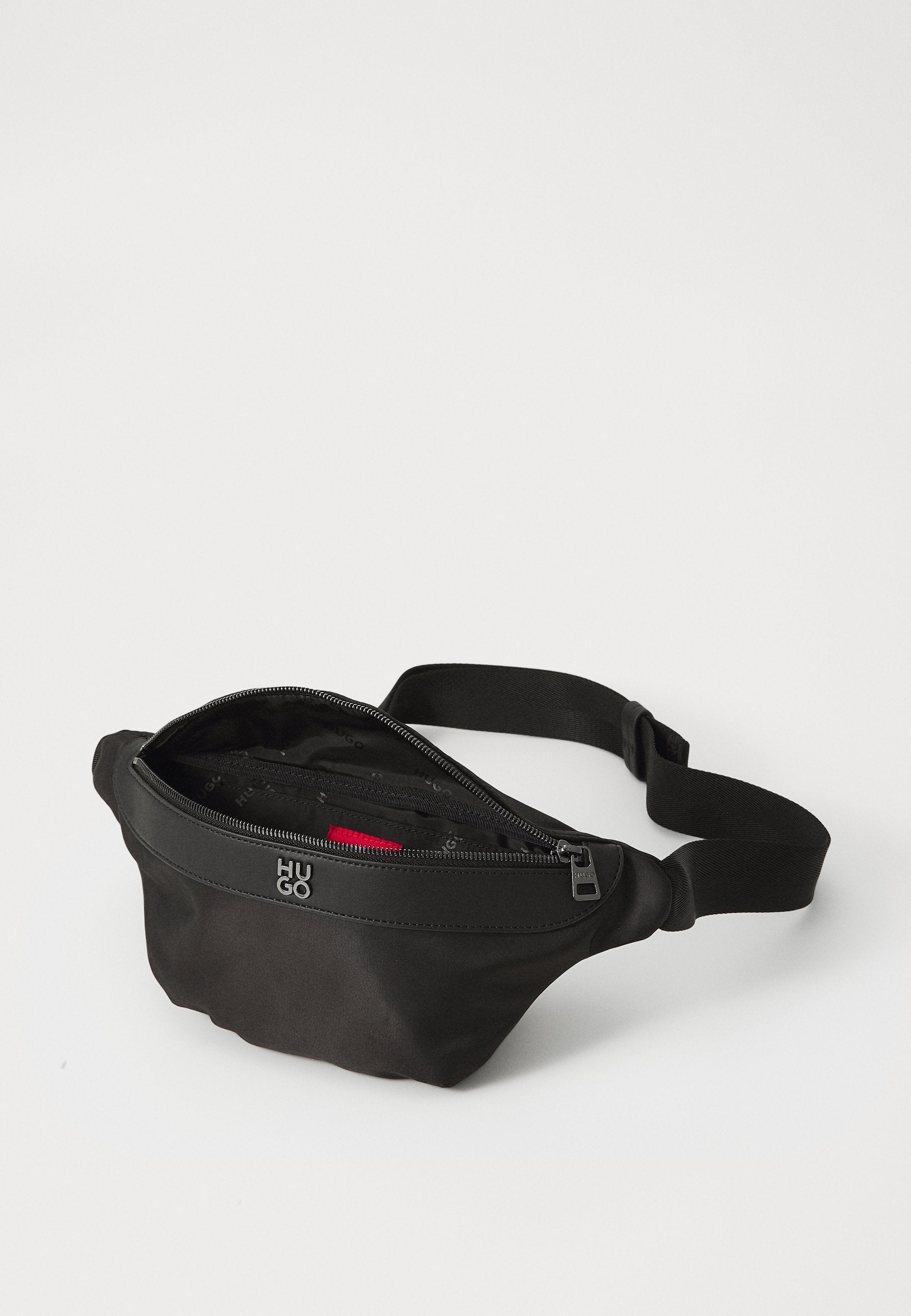 QUANTIC BUMBAG - Cross body bag - black