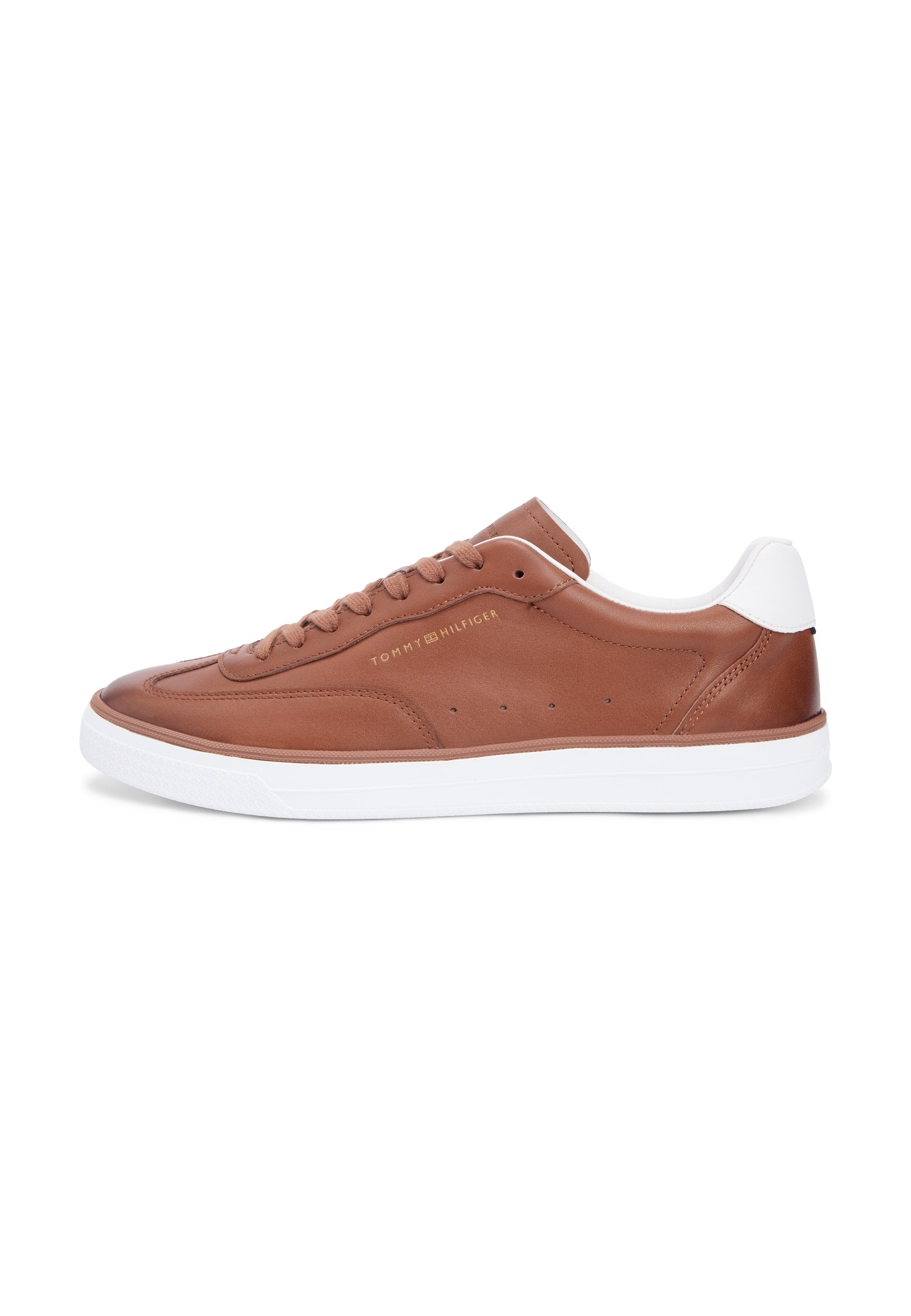 LUXE METALLIC LOGO LEATHER TRAINERS - Trainers - winter cognac