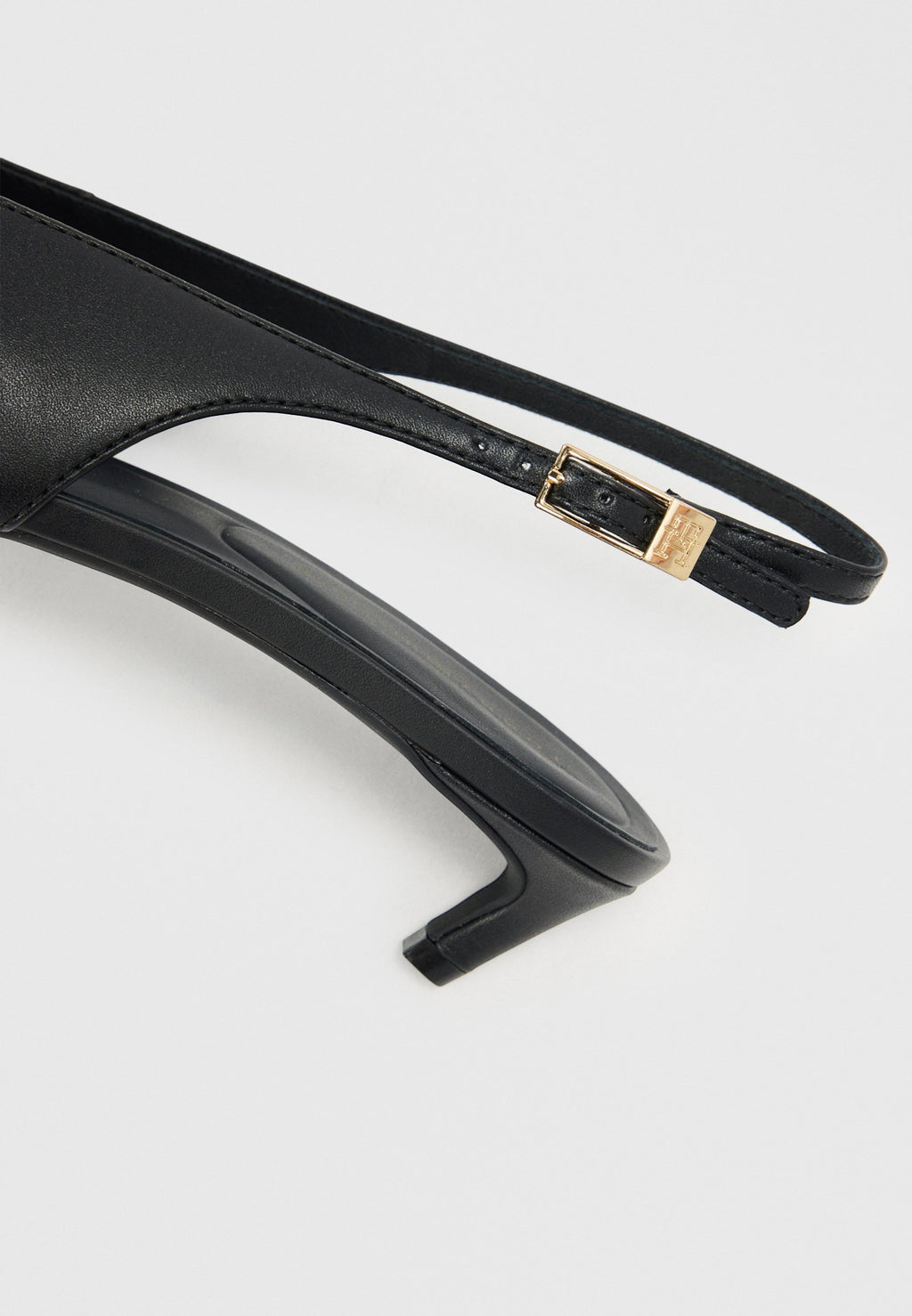 TH MONOGRAM LEATHER SLINGBACK KITTEN HEELS - Classic heels - black