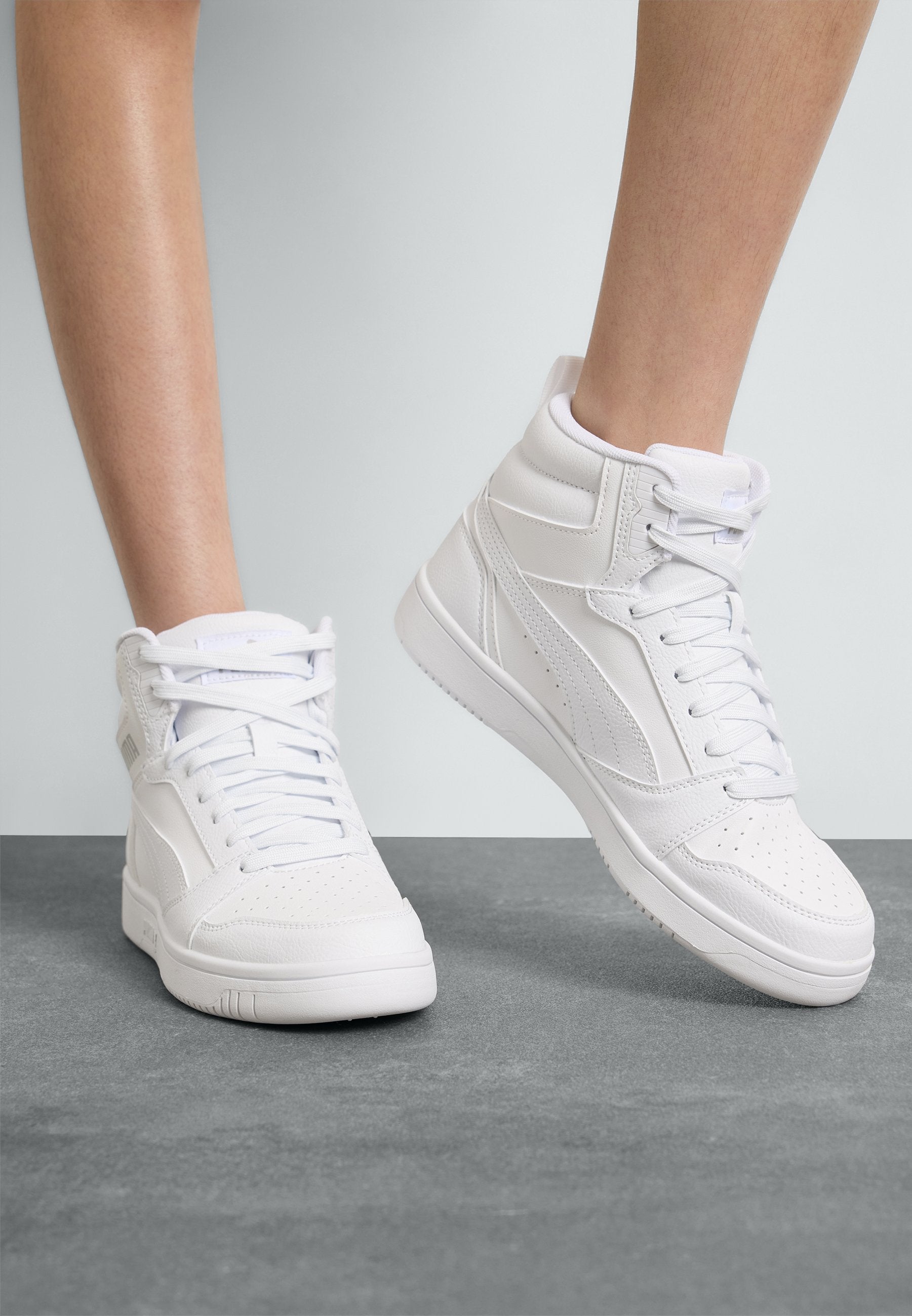 REBOUND V6 MID JR  - High-top trainers - puma white-cool light gray