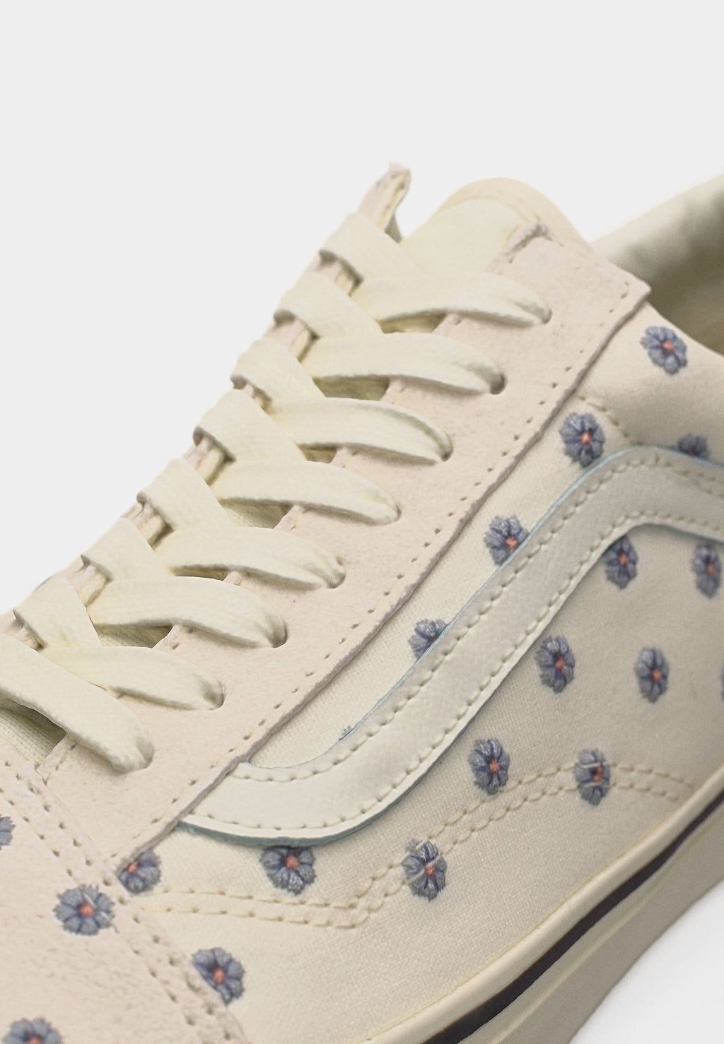 OLD SKOOL - Skate shoes - marshmallow