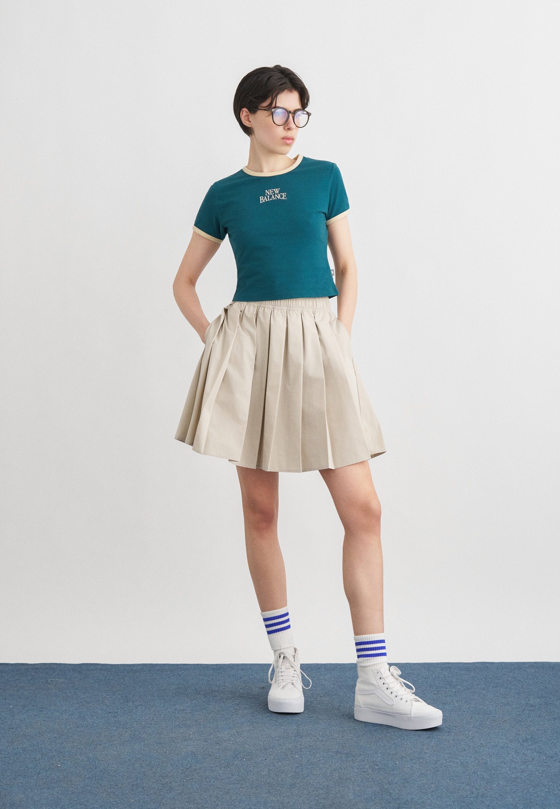 HERITAGE RINGER - Print T-shirt - medusa green
