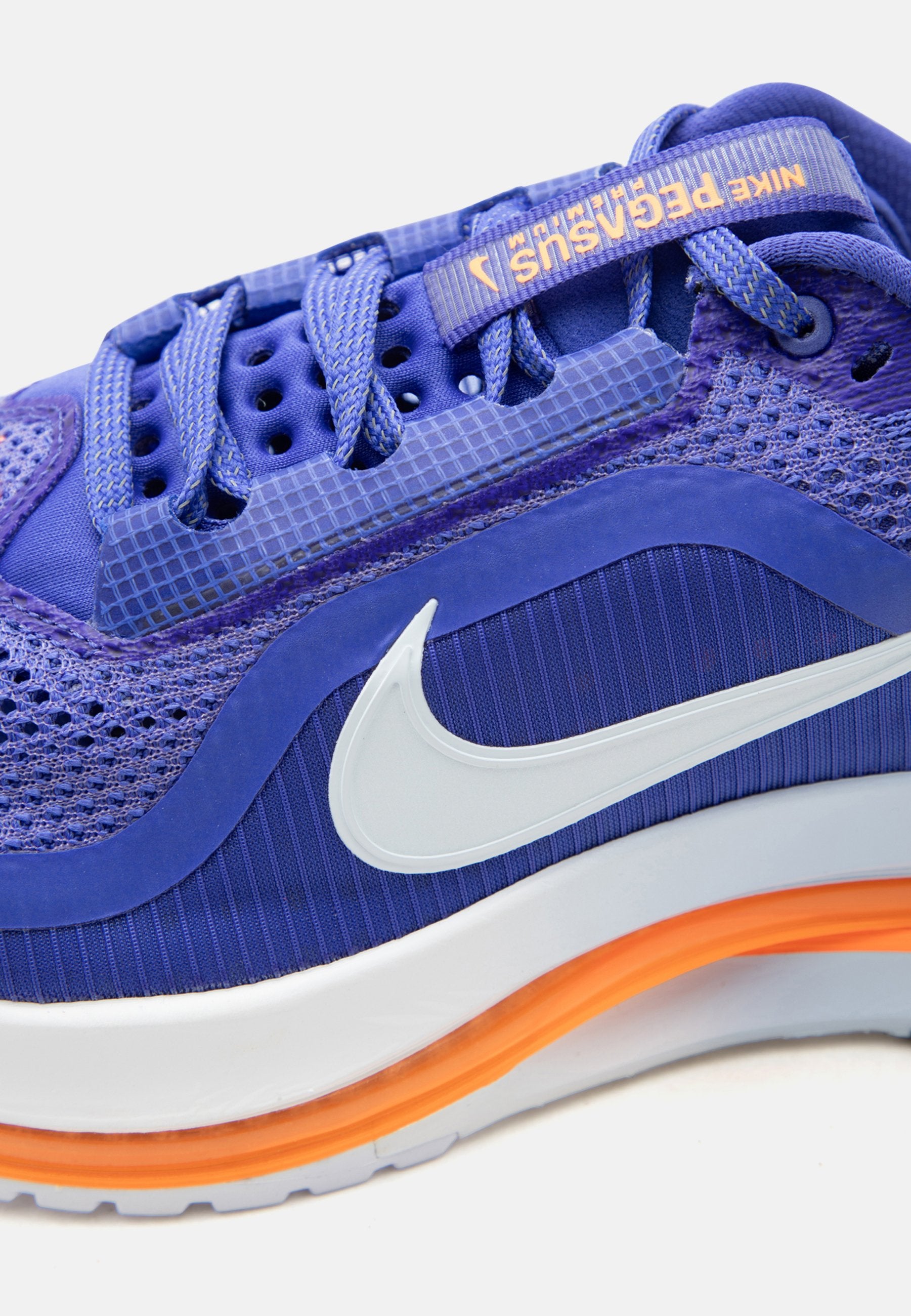 PEGASUS PREMIUM - Road running shoes - lapis/white/total orange/off noir/hydrogen blue