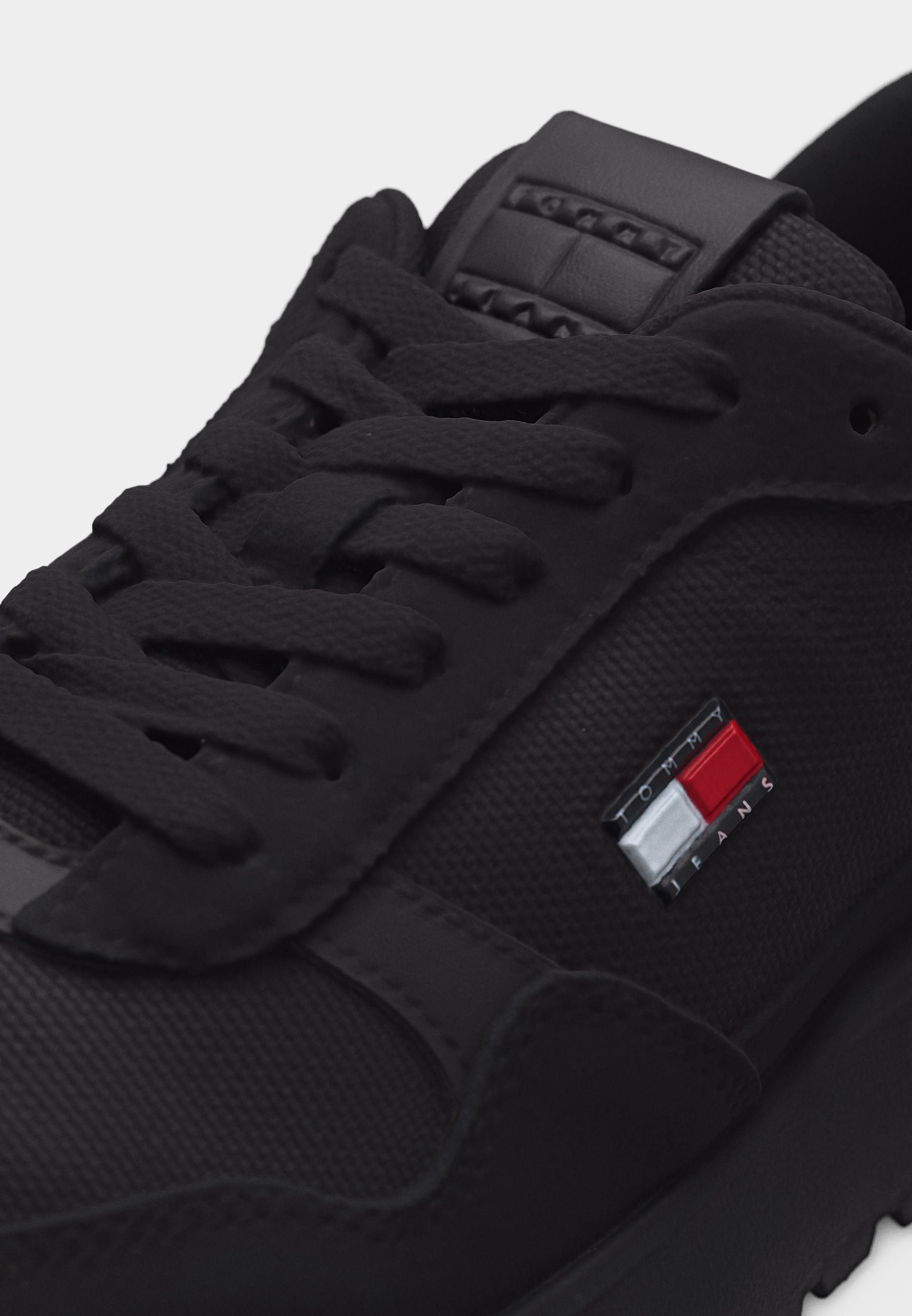 MODERN RUNNER - Trainers - black