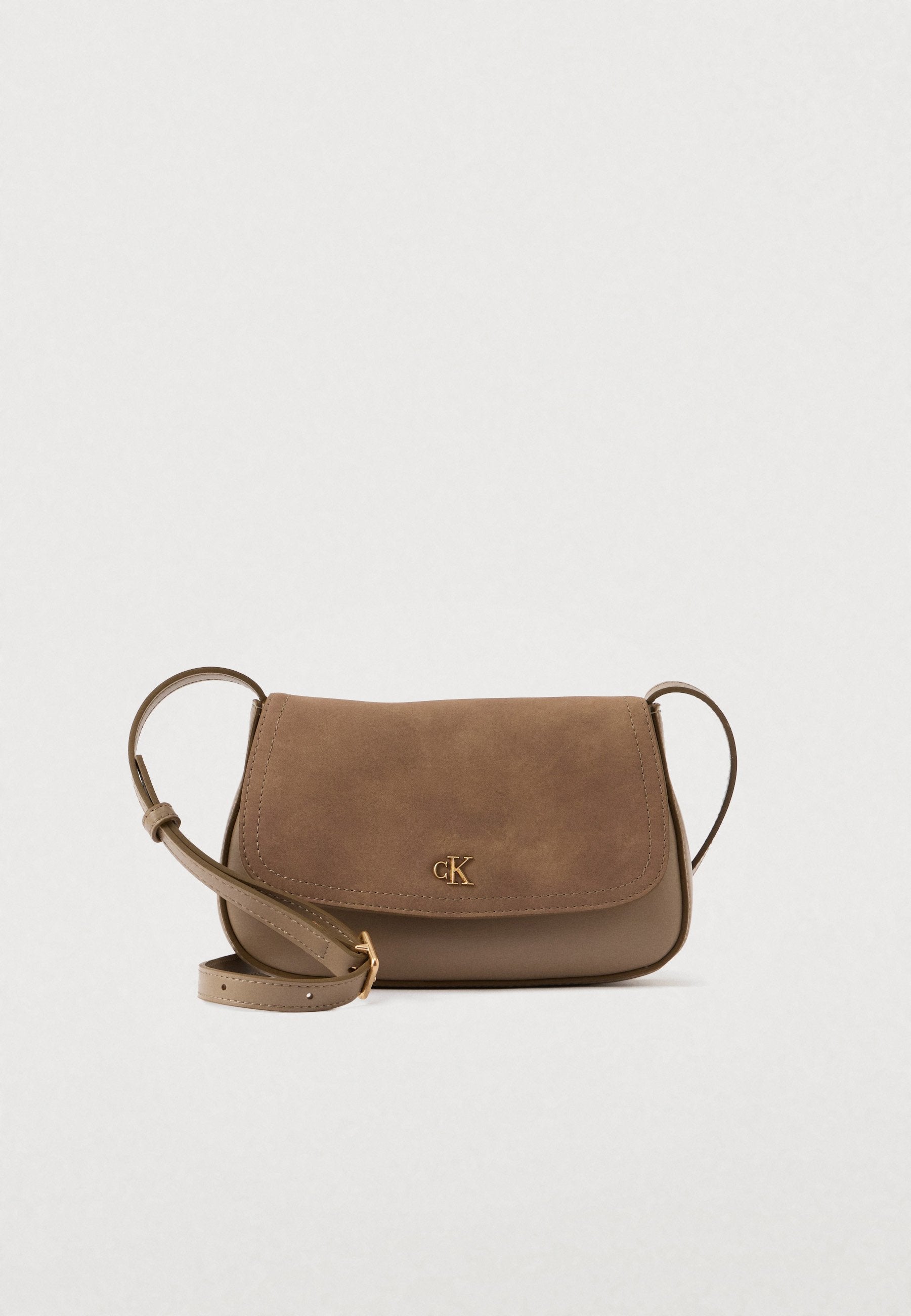 BRUSHED FLAP CAMERA BAG - Cross body bag - desert taupe