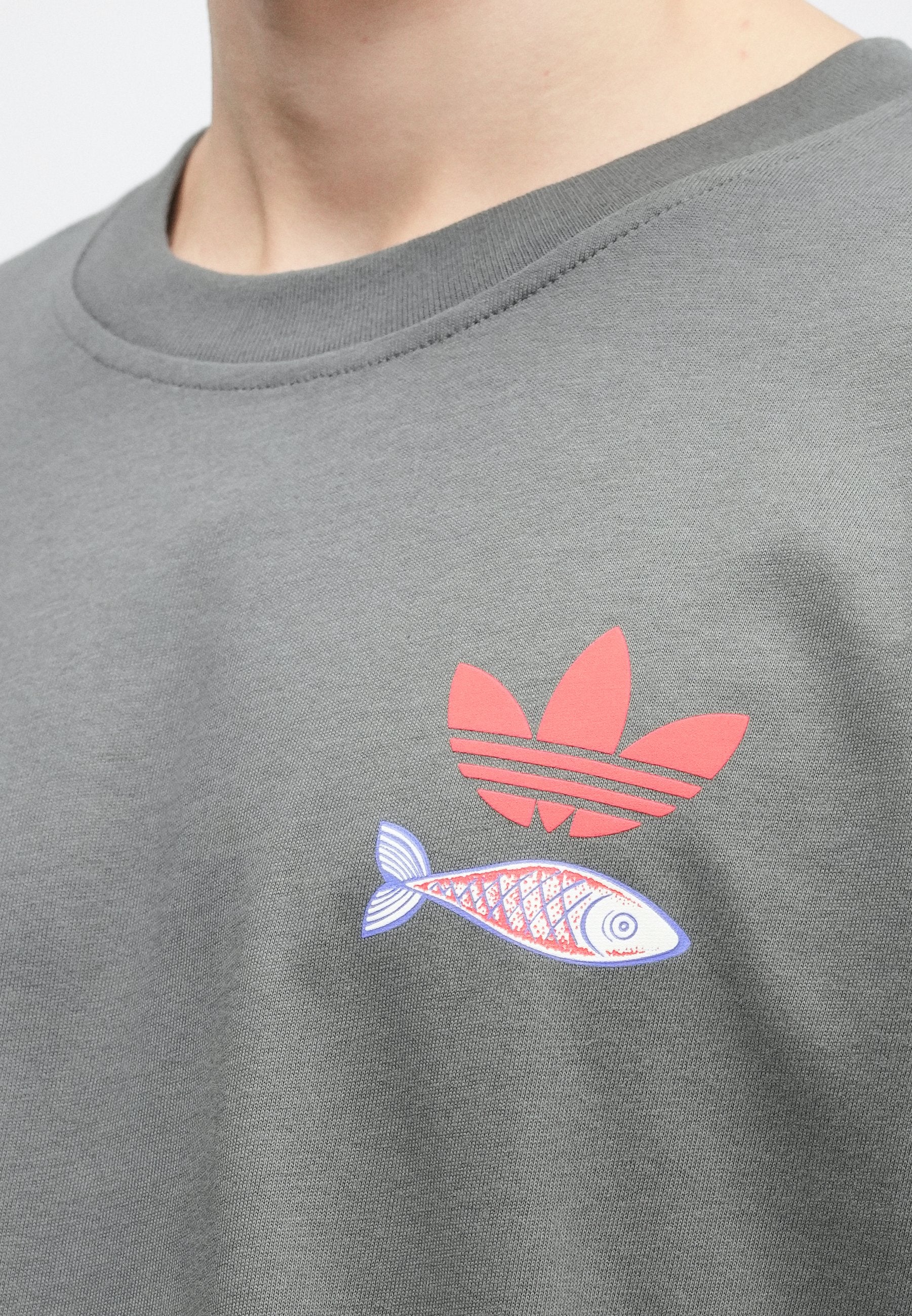 SARDINES - Print T-shirt - grey five