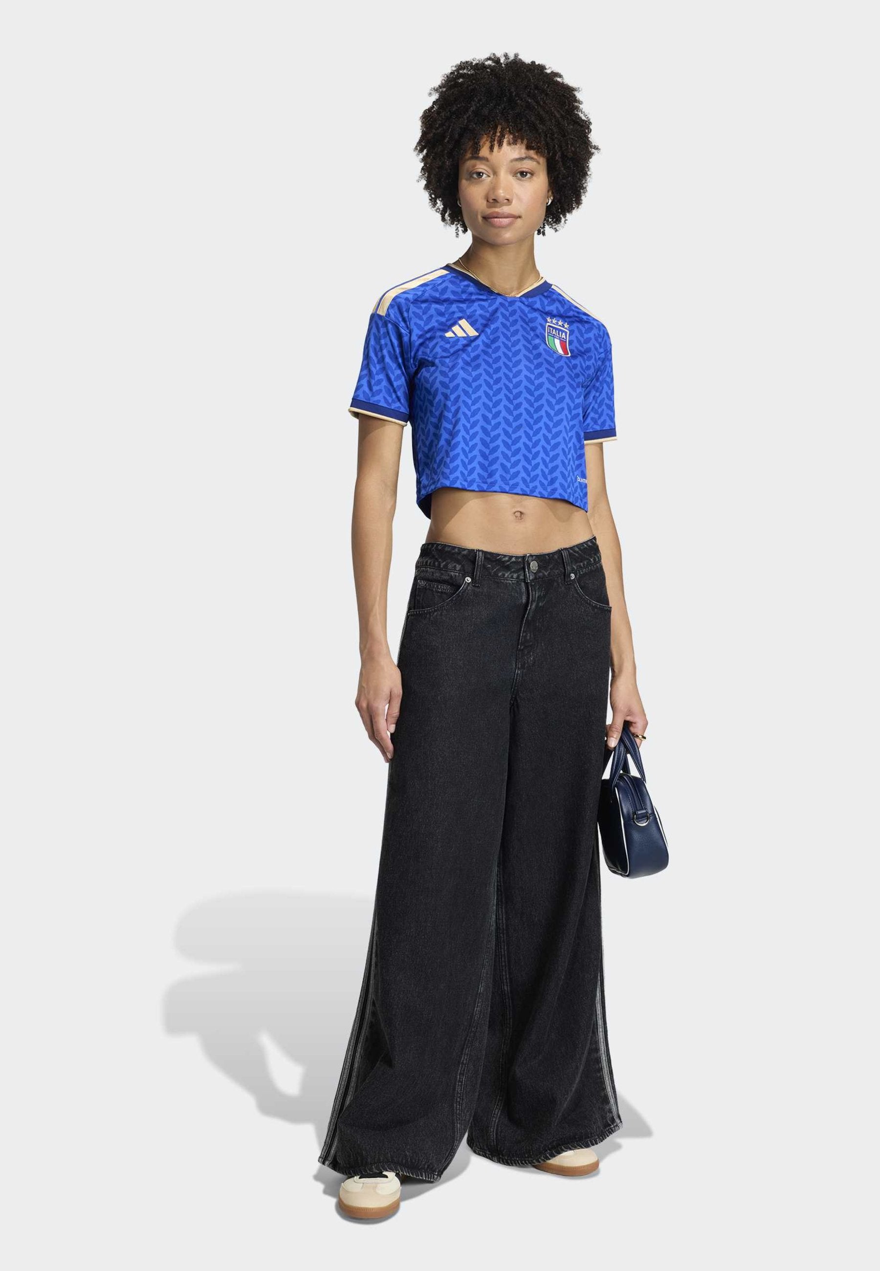 ITALY 26 HOME CROPPED - National team wear - bold blue