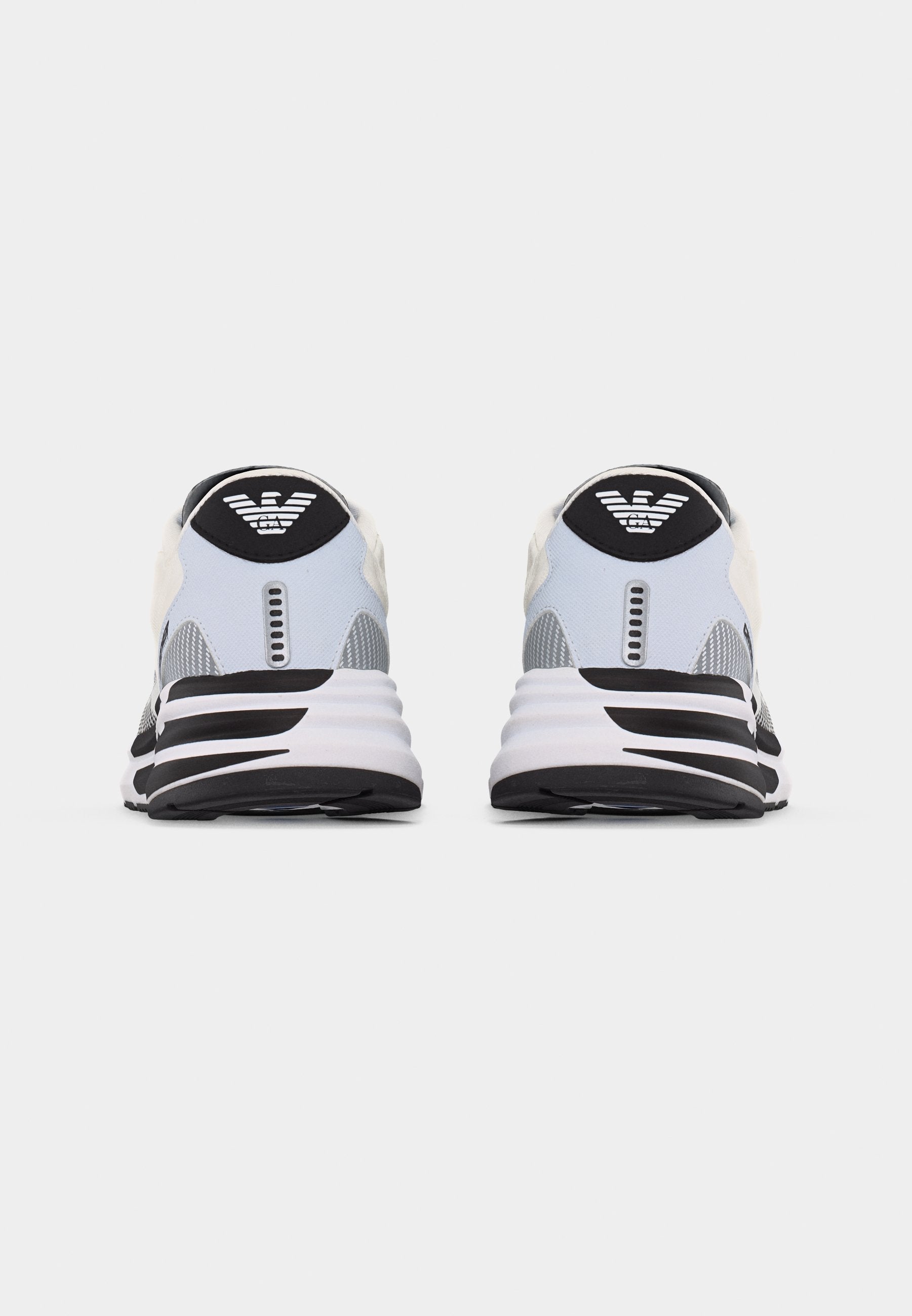 NEW CRUSHER DISTANCE UNISEX - Baskets - white/black