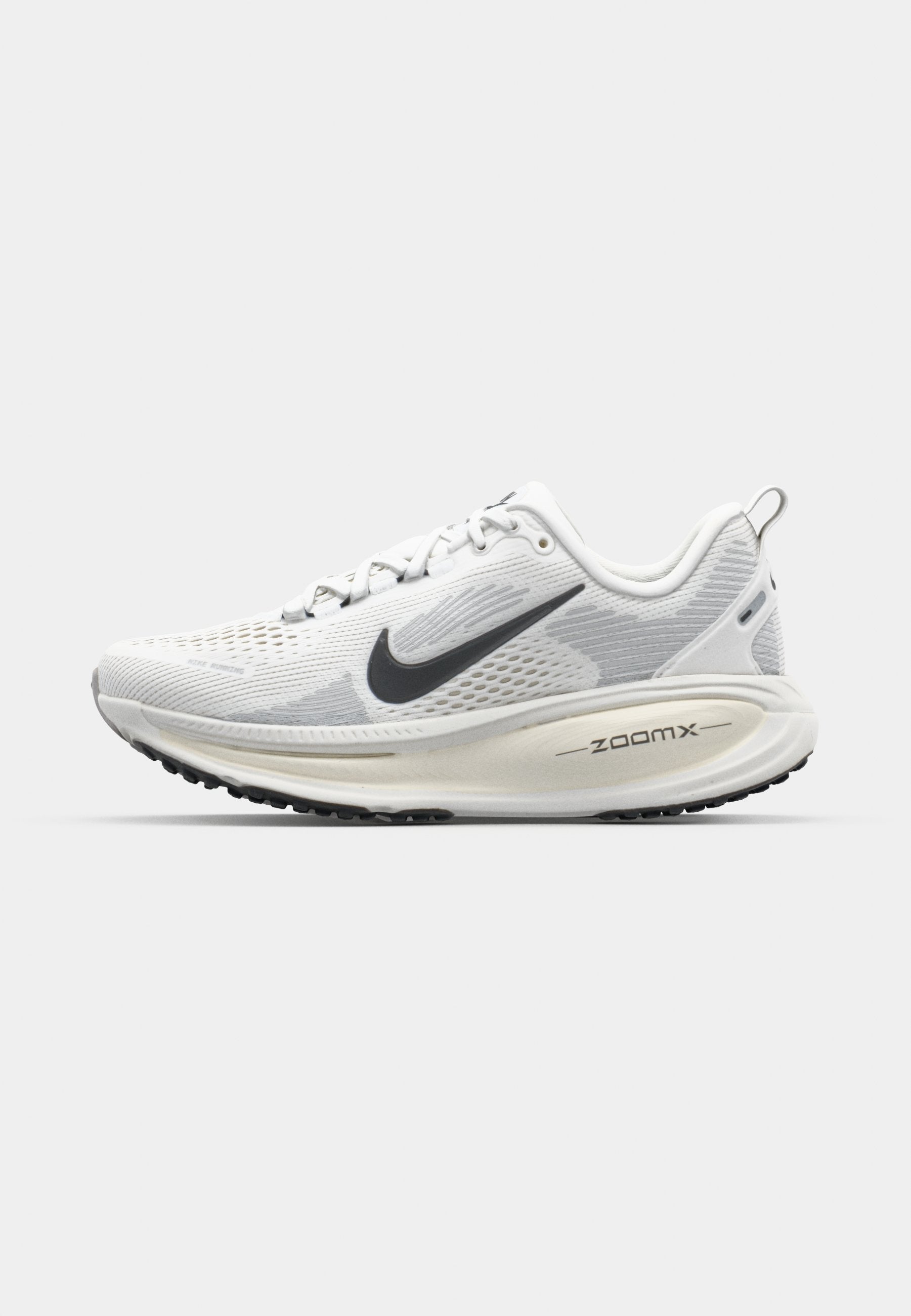 VOMERO 18 - Road running shoes - summit white/black/coconut milk