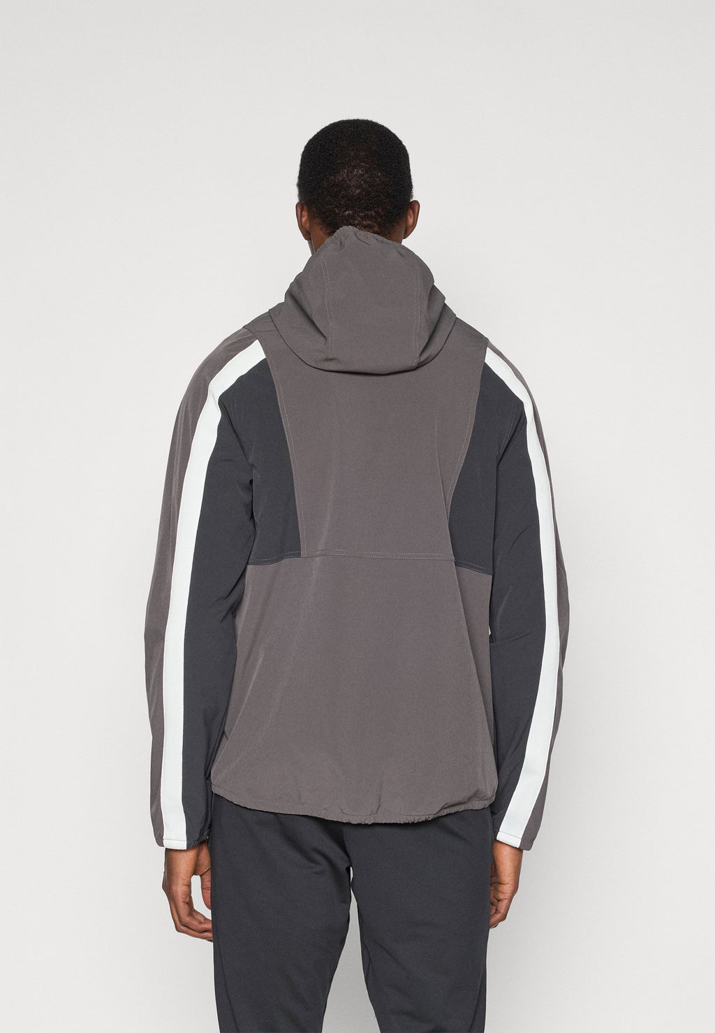 M NK RPL STRK JKT W - Windbreaker - medium ash/off noir/summit white