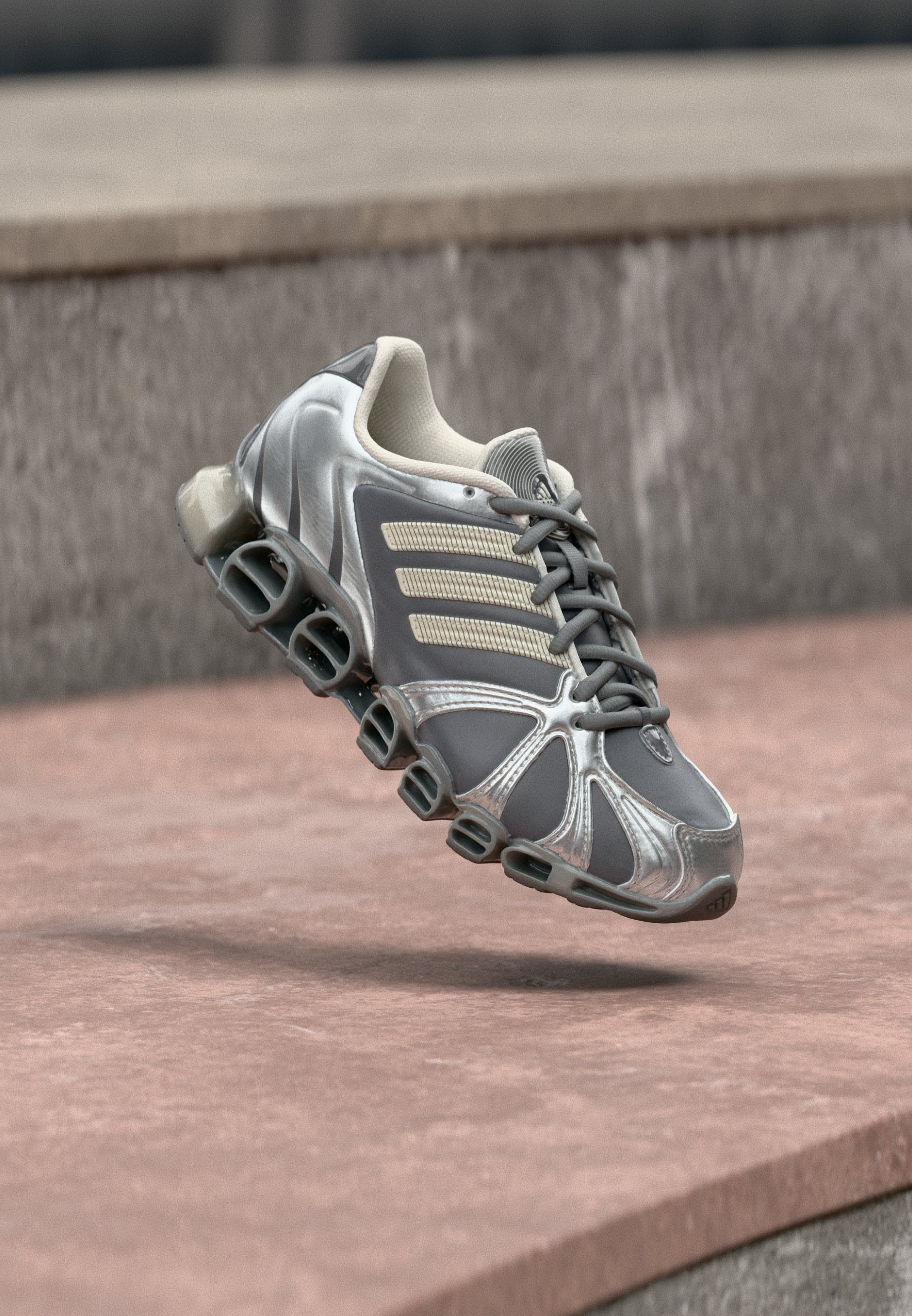MEGA GHOSTRIDE W - Trainers - grey three/core white/silver-coloured metallic