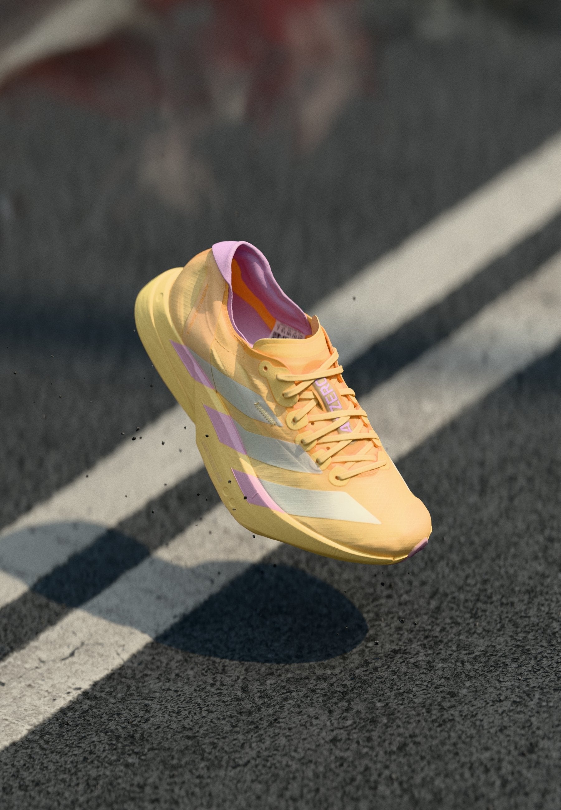 ADIZERO ADIOS PRO 4 - Road running shoes - ice tangerine/ice gold-coloured metallic/bliss lilac