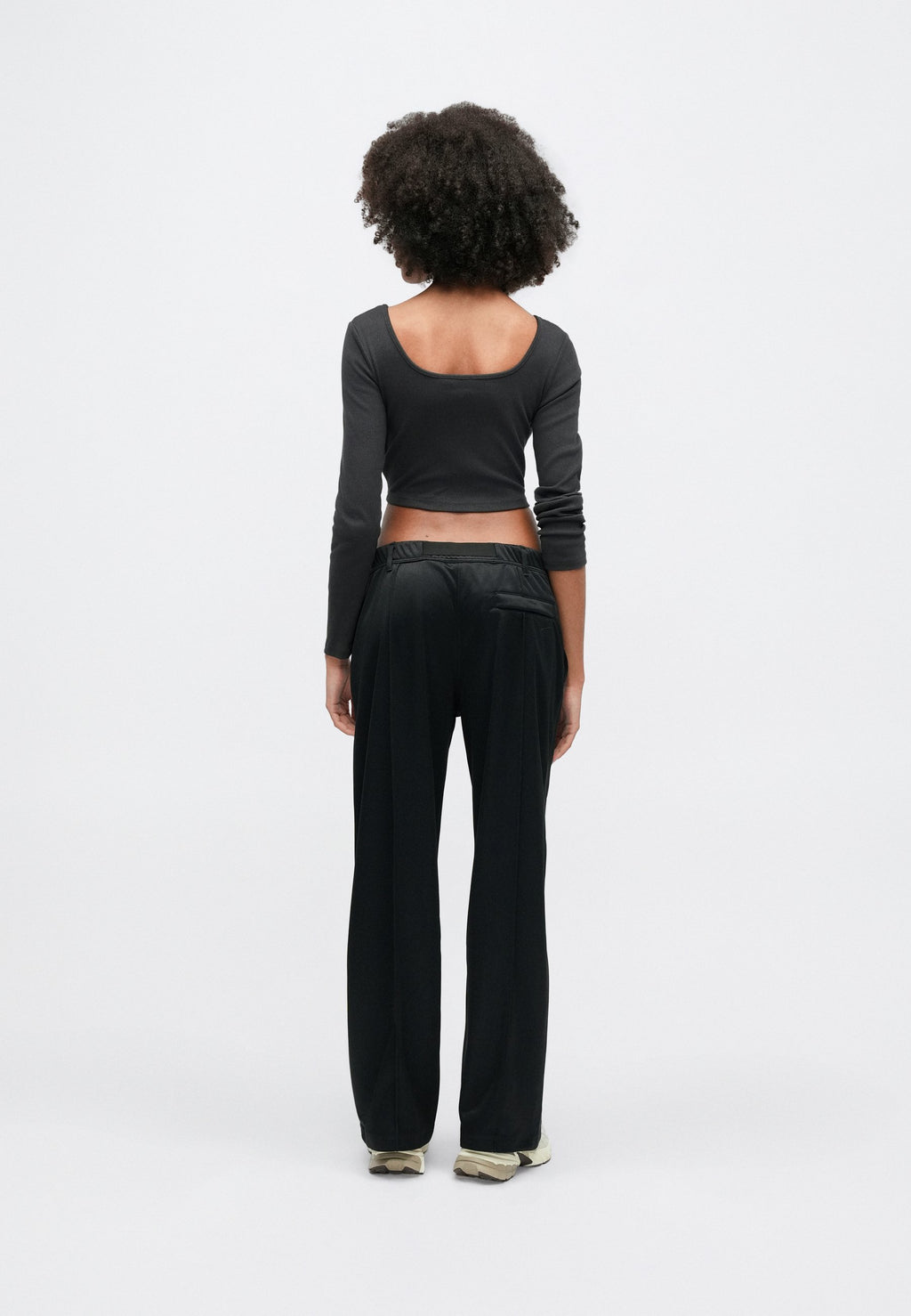 BELTED PINTUCK PANT - Trousers - black
