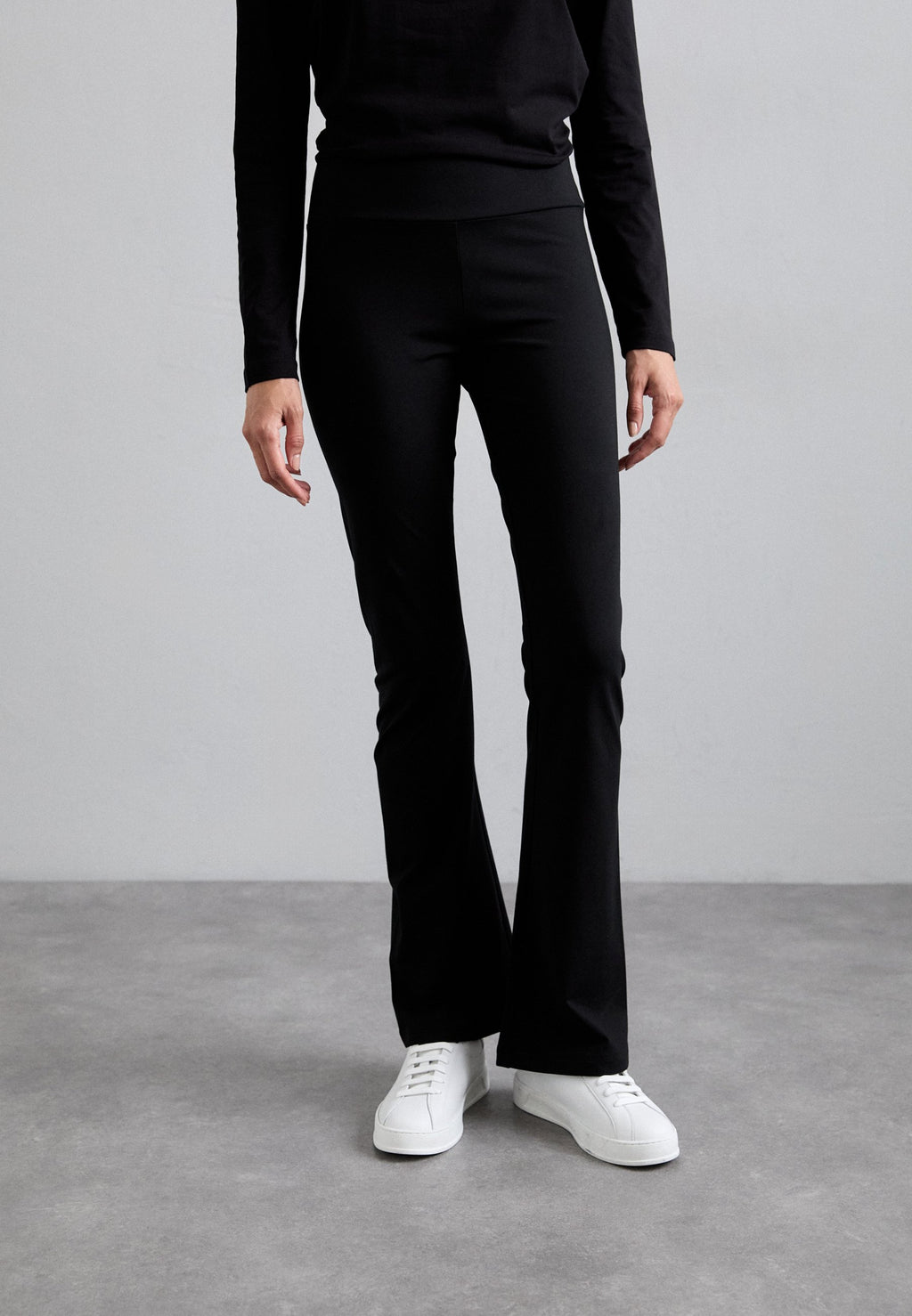 Leggings - Trousers - black
