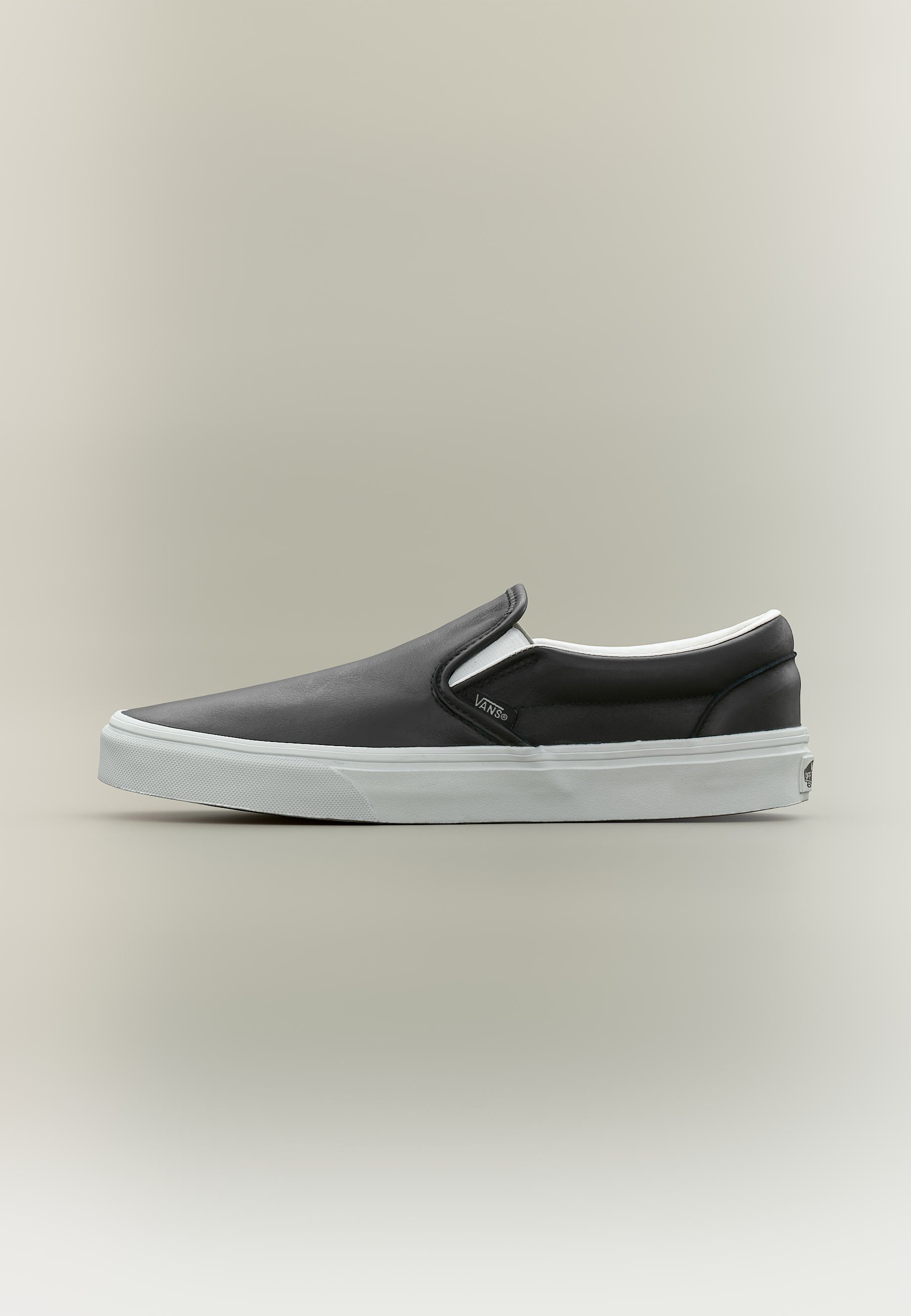 CLASSIC SLIP ON UNISEX - Trainers - black/true white