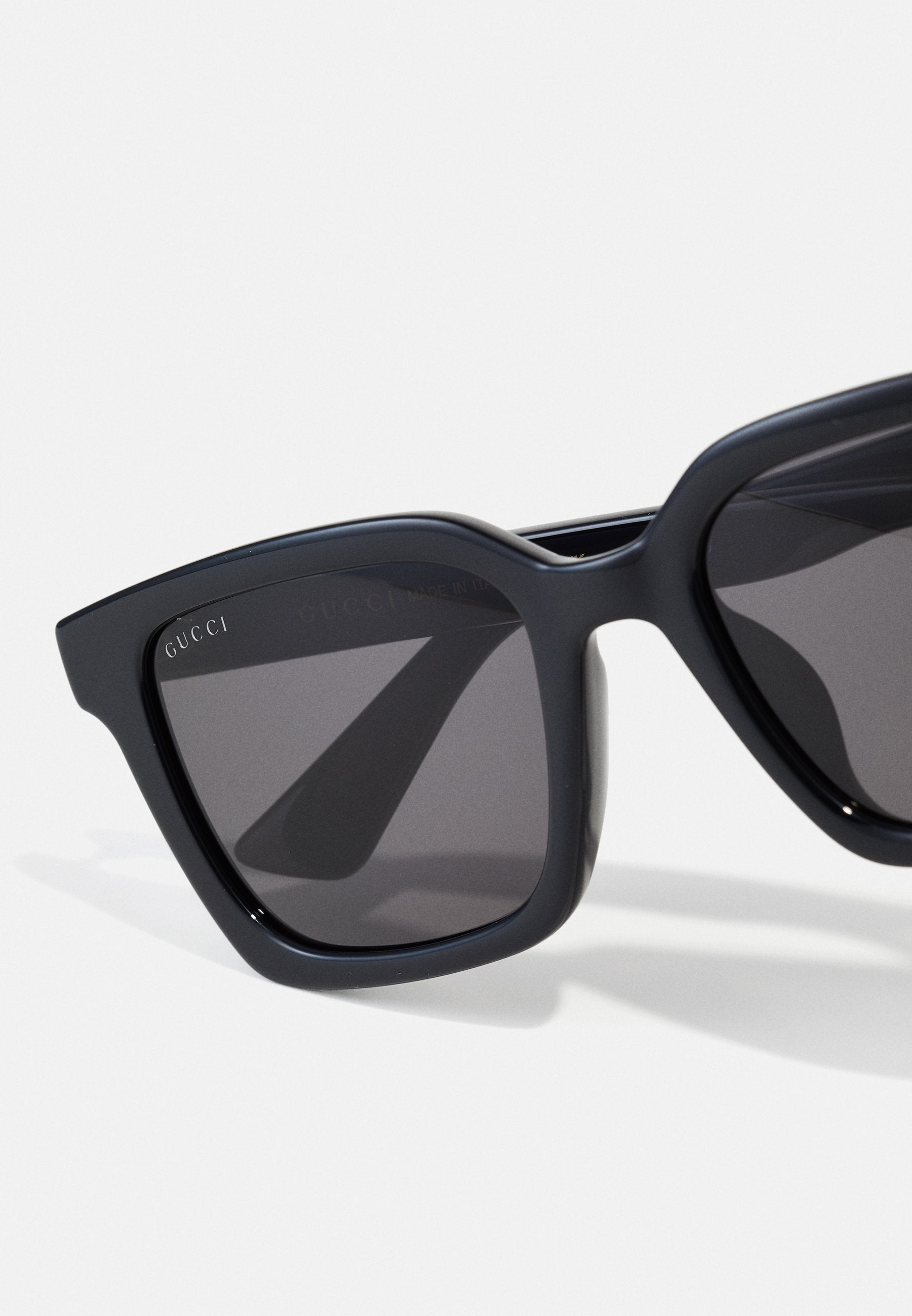 Sunglasses - black/grey