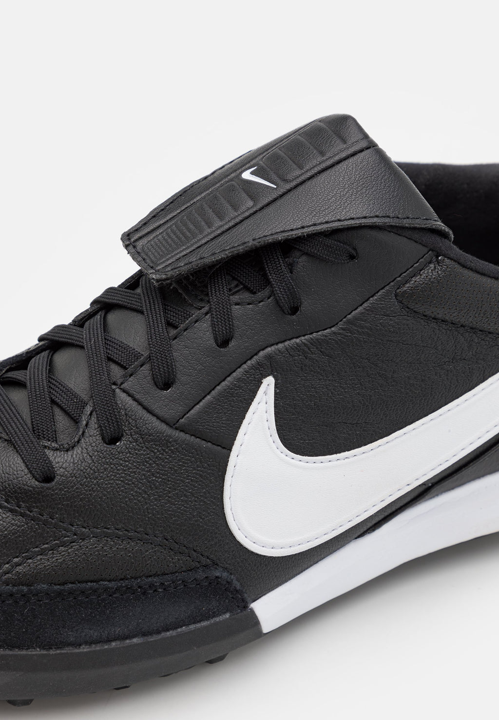 PREMIER III U TF - Turf football boots - black/white