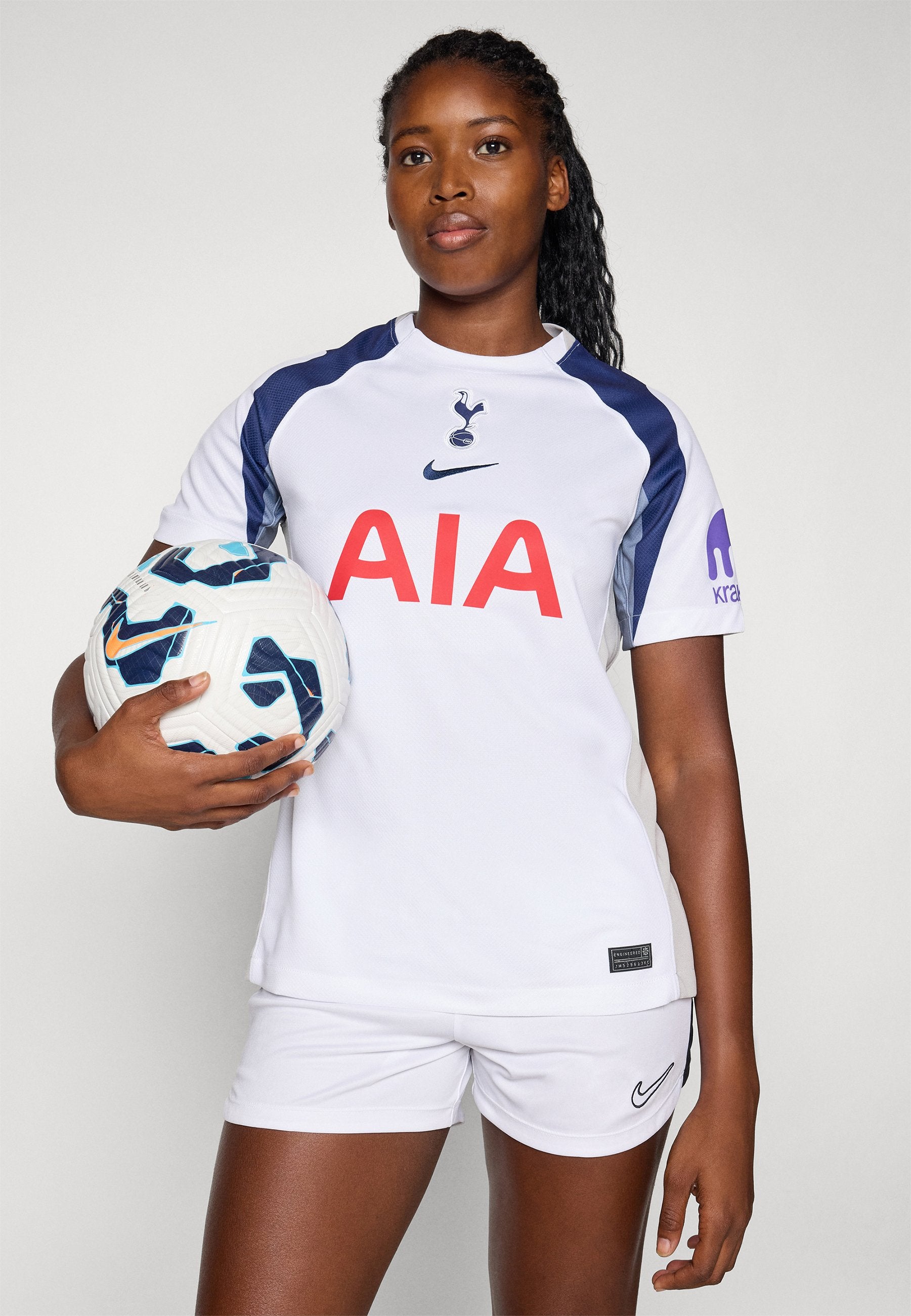 ملابس نادي TOTTENHAM HOTSPUR 2025/26 STADIUM HOME - أبيض/حديد خفيف/أزرق ثنائي