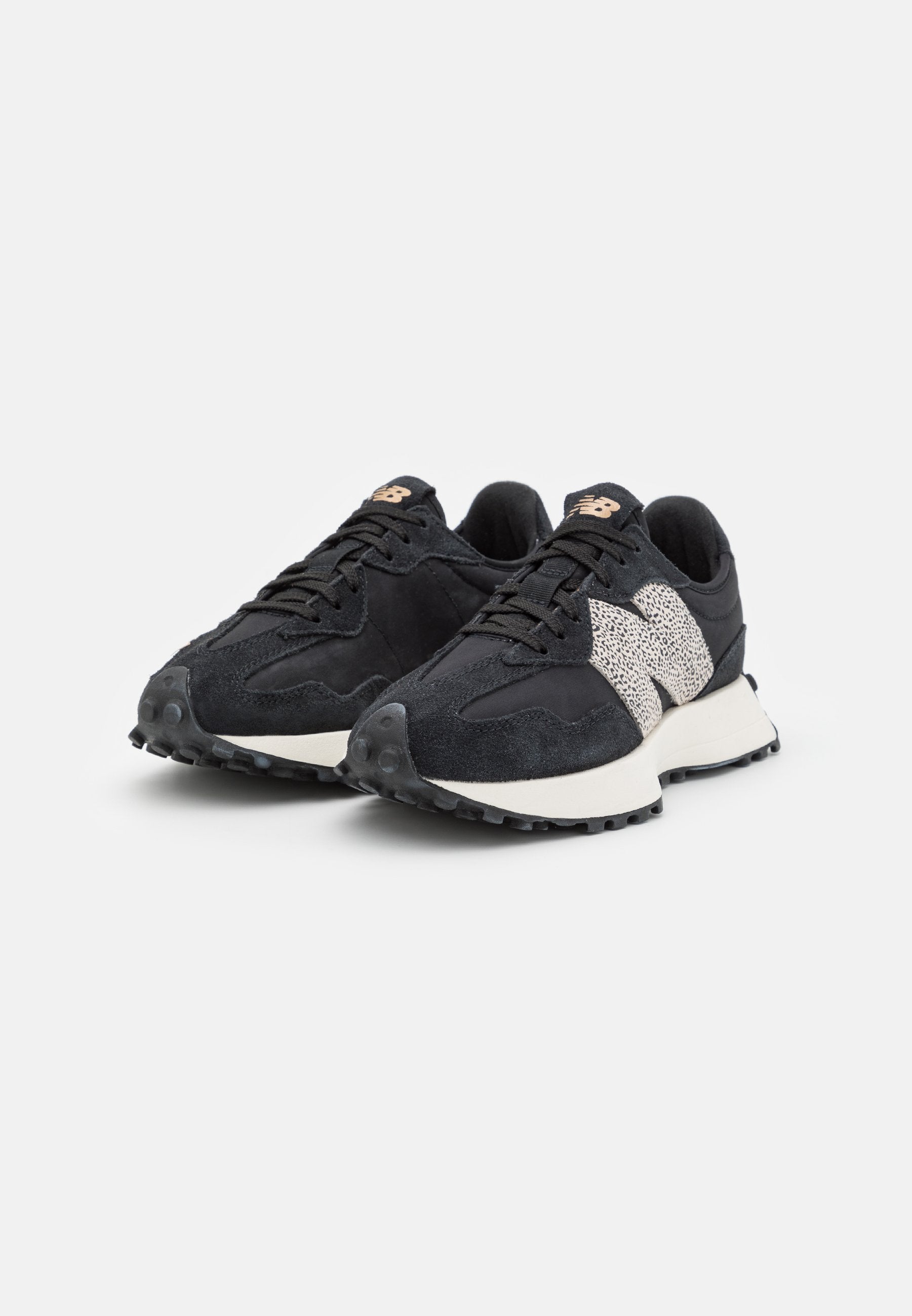 WS327 - Trainers - black