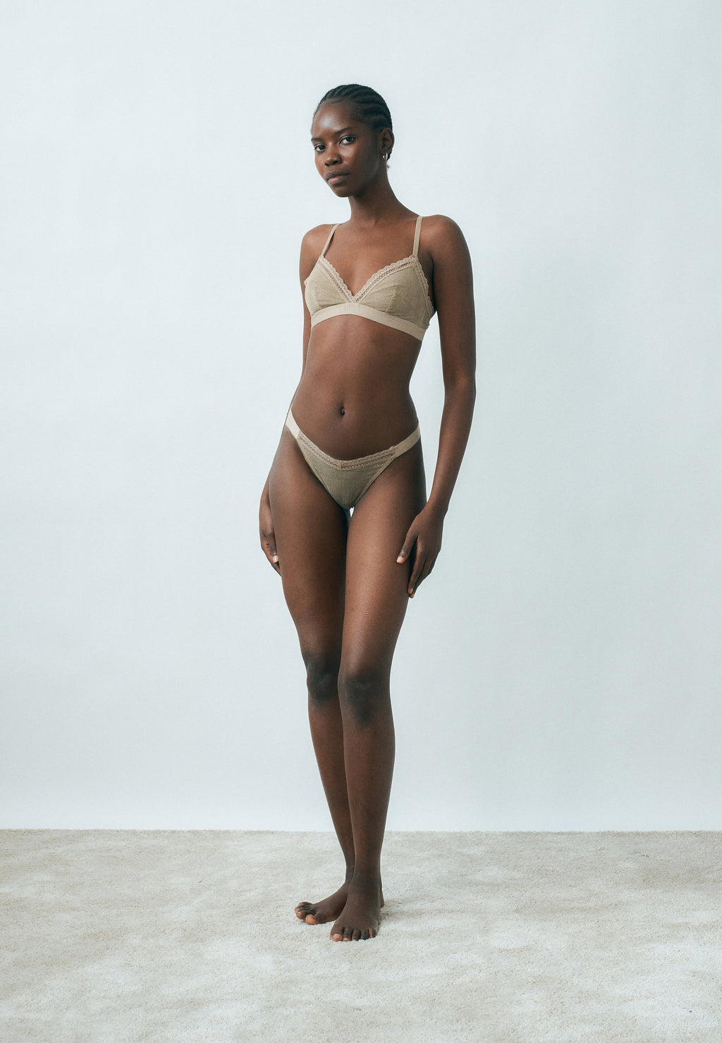 SARTORIAL - Triangle bra - light/pastel brown
