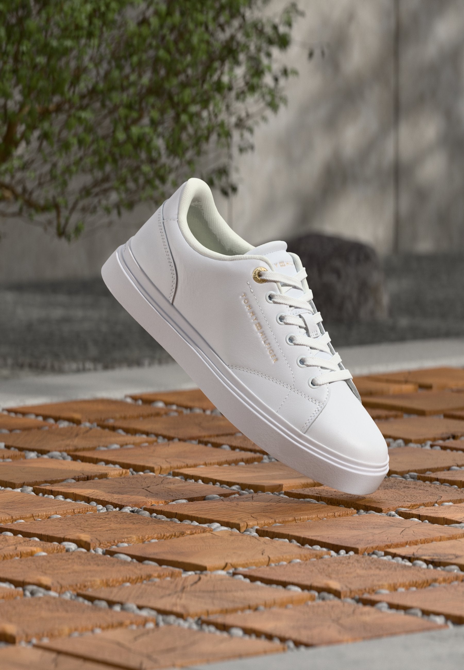 أحذية رياضية FEMININE CUPSOLE - أحذية رياضية - أبيض