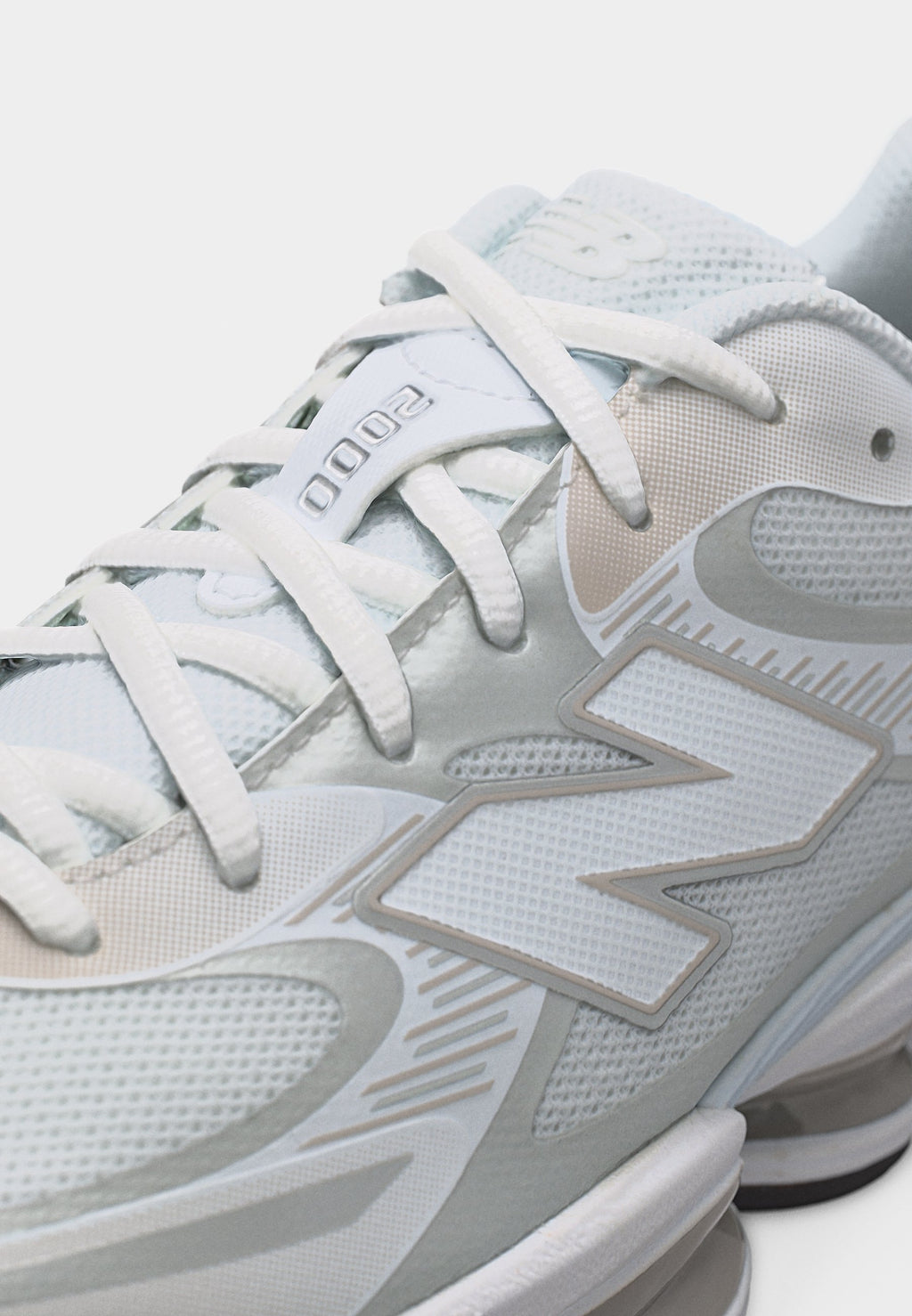 U2000 UNISEX - Trainers - white/silver-coloured metallic