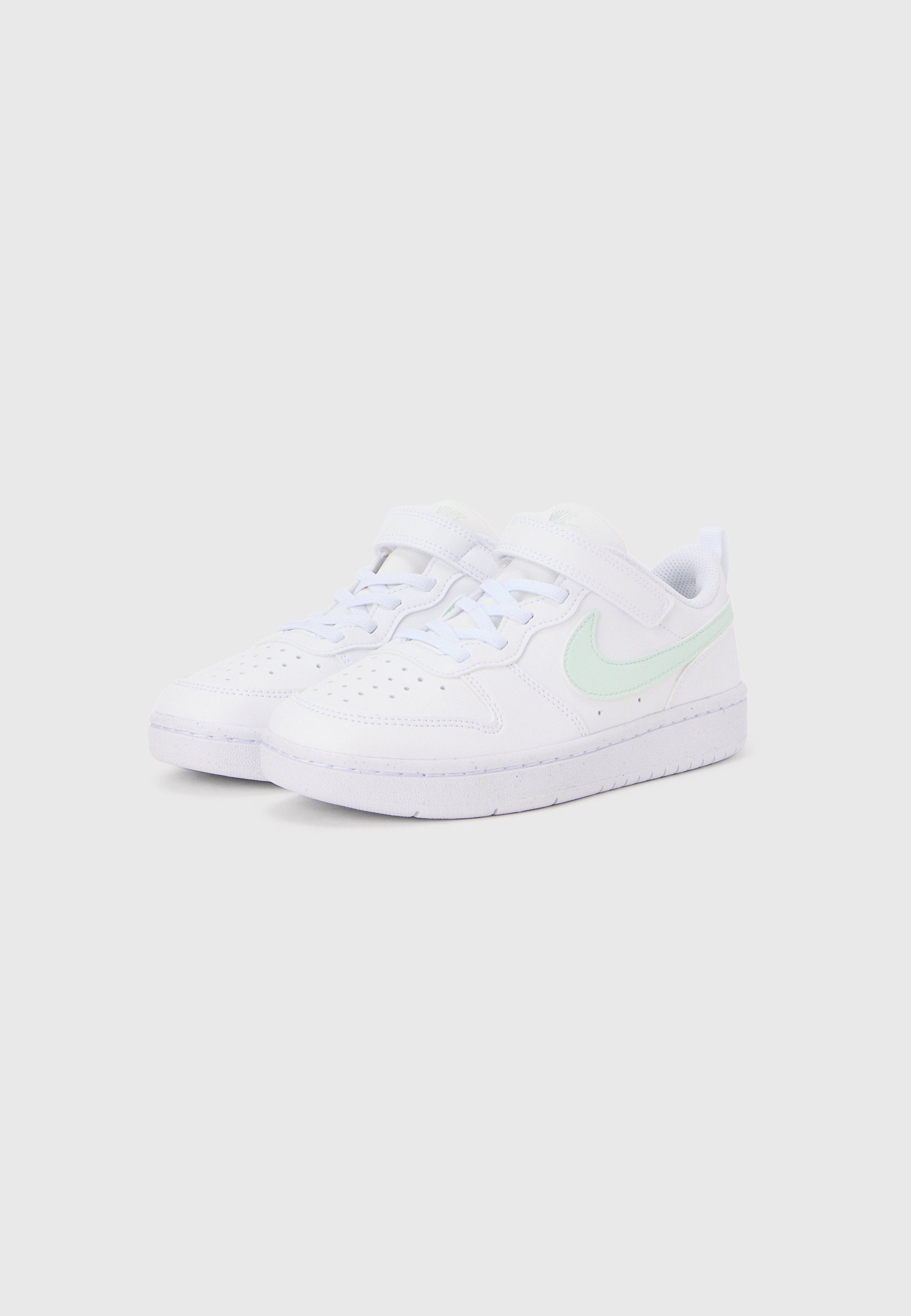 COURT BOROUGH RECRAFT UNISEX - Trainers - white/barely green/white