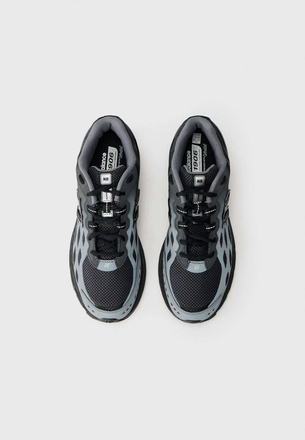 U1906 UNISEX - Trainers - black