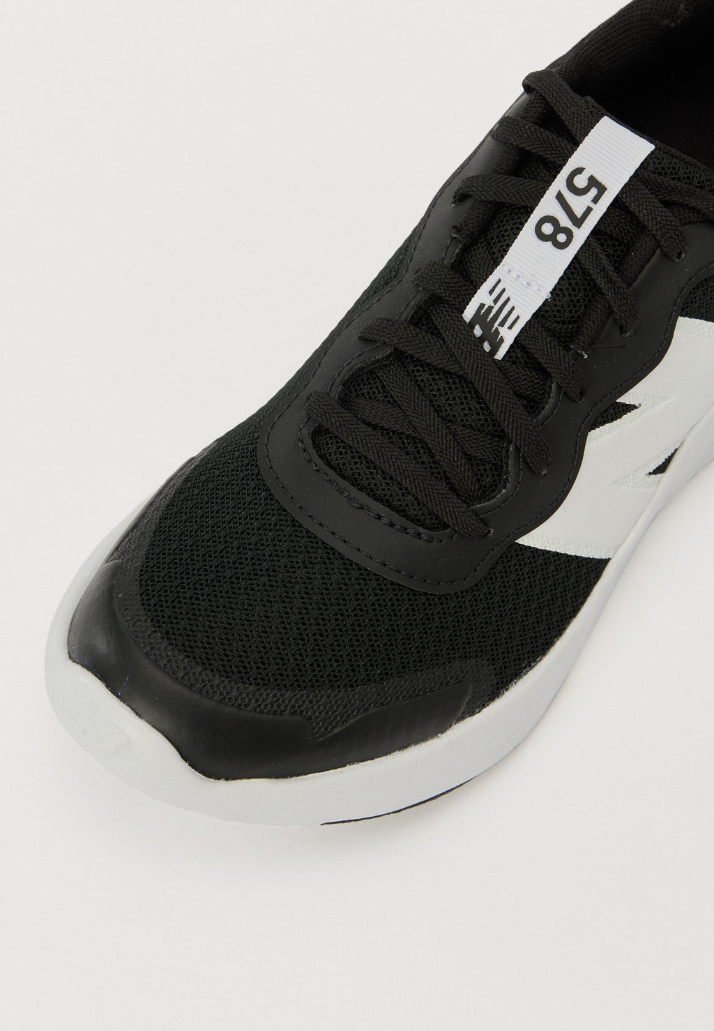578 UNISEX - Road running shoes - black