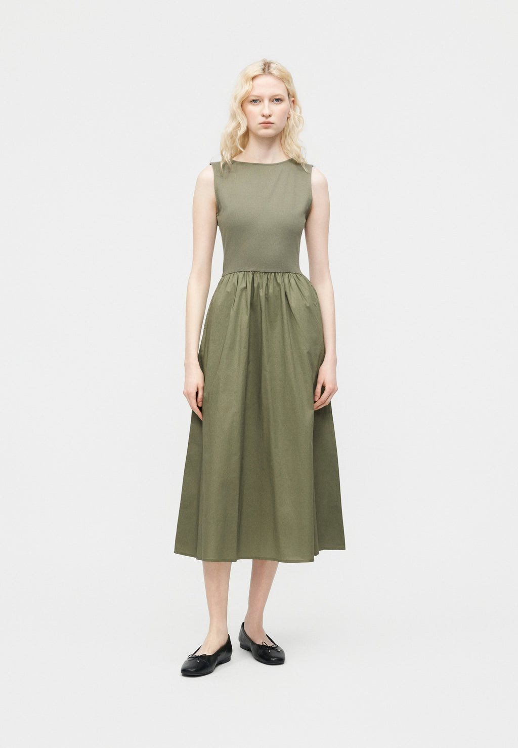 BOATNECK DRESS - Day dress - mesculen green