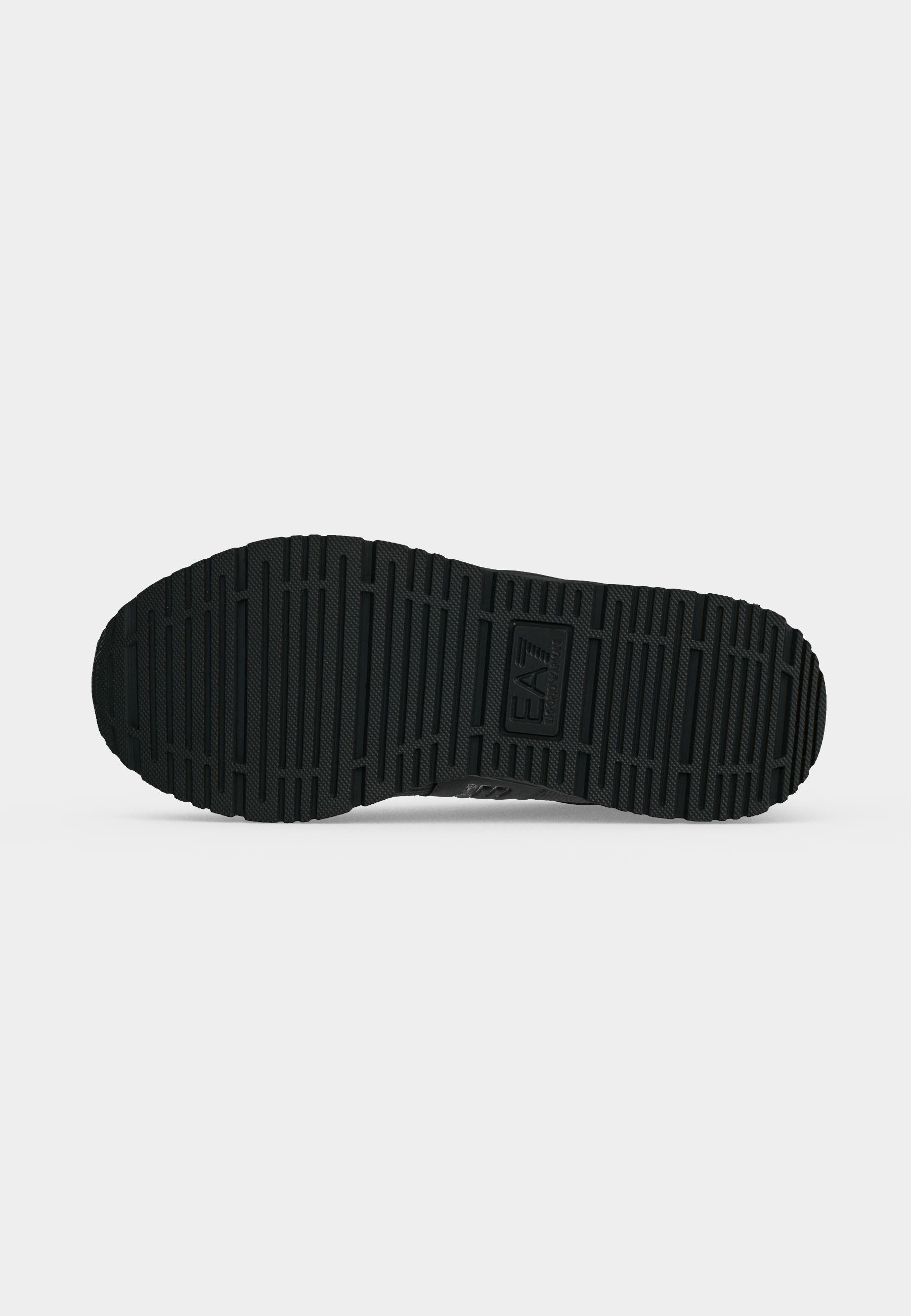EVO - Trainers - triple black