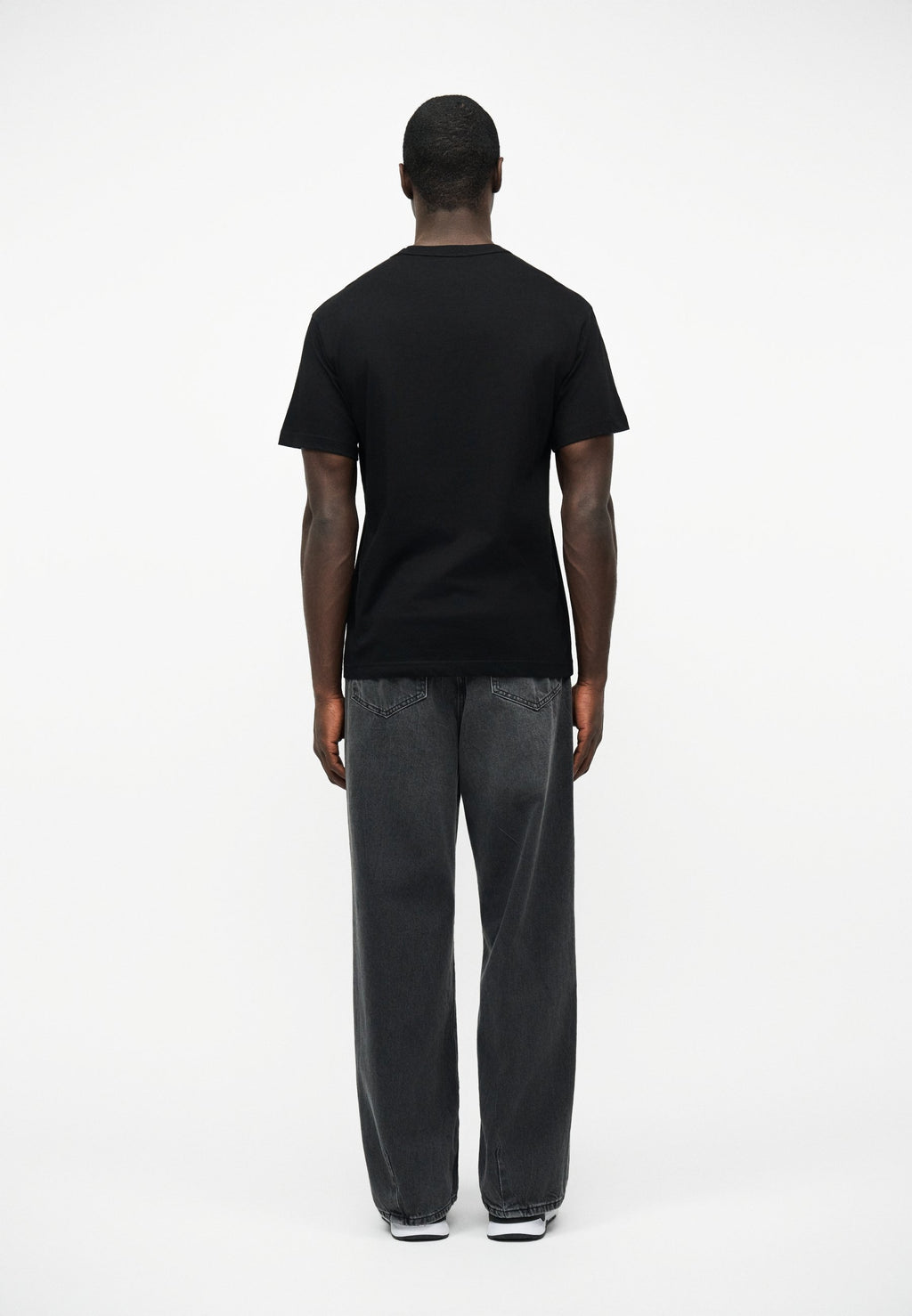 PATCH SQUARE - Basic T-shirt - black