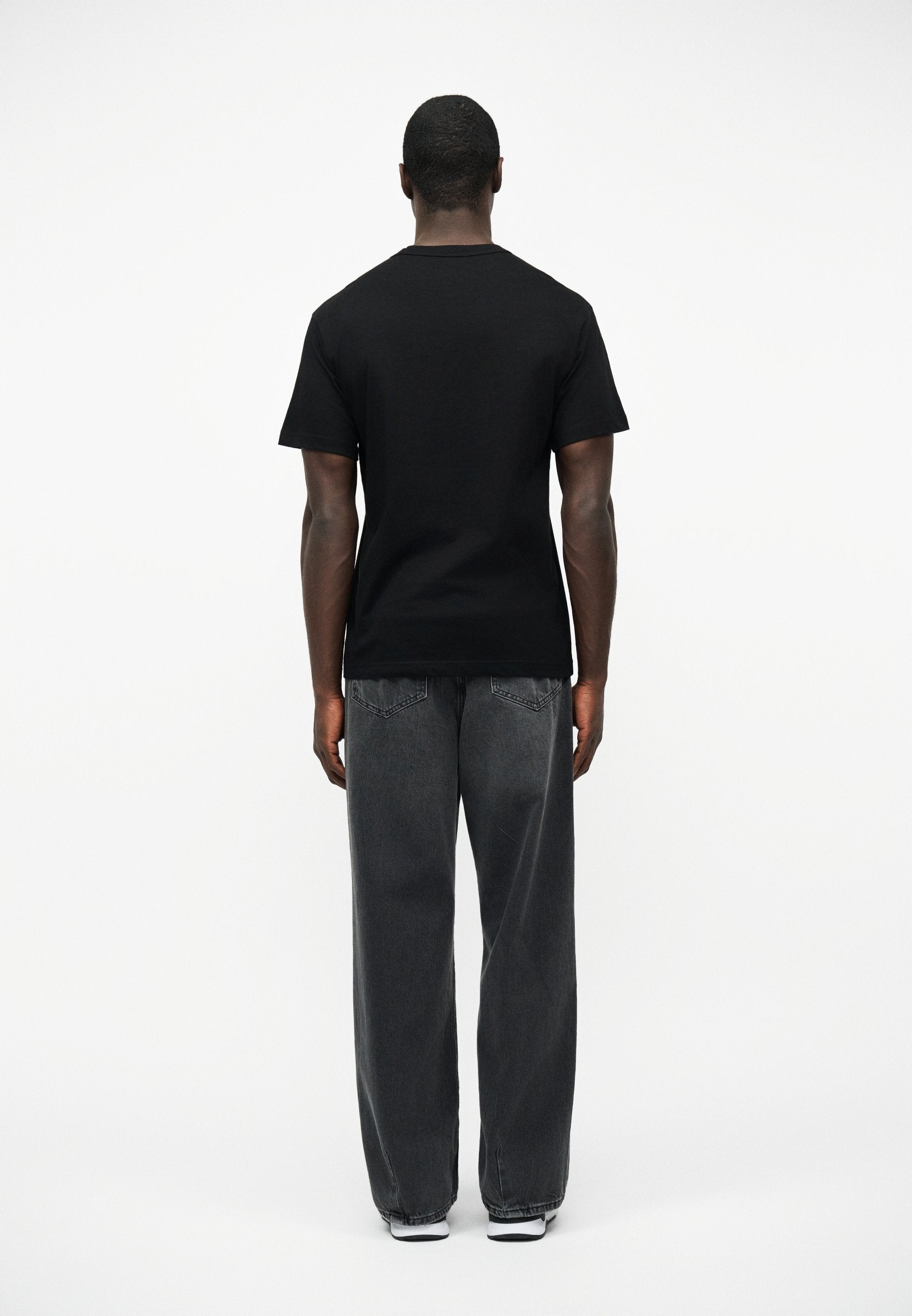 PATCH SQUARE - Basic T-shirt - black