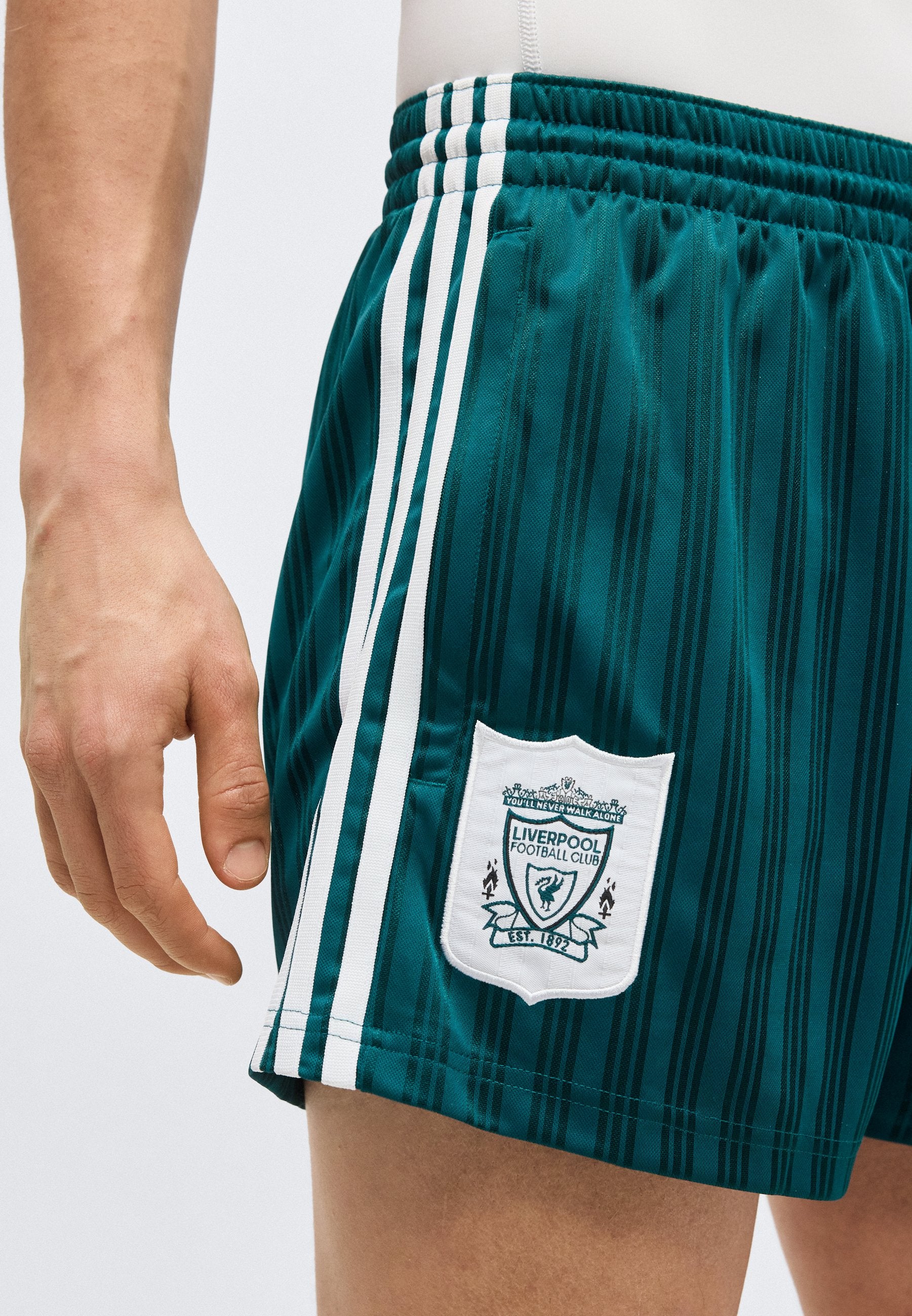 SHORT EXTÉRIEUR LIVERPOOL FC 95 - Vêtements de club - vert riche