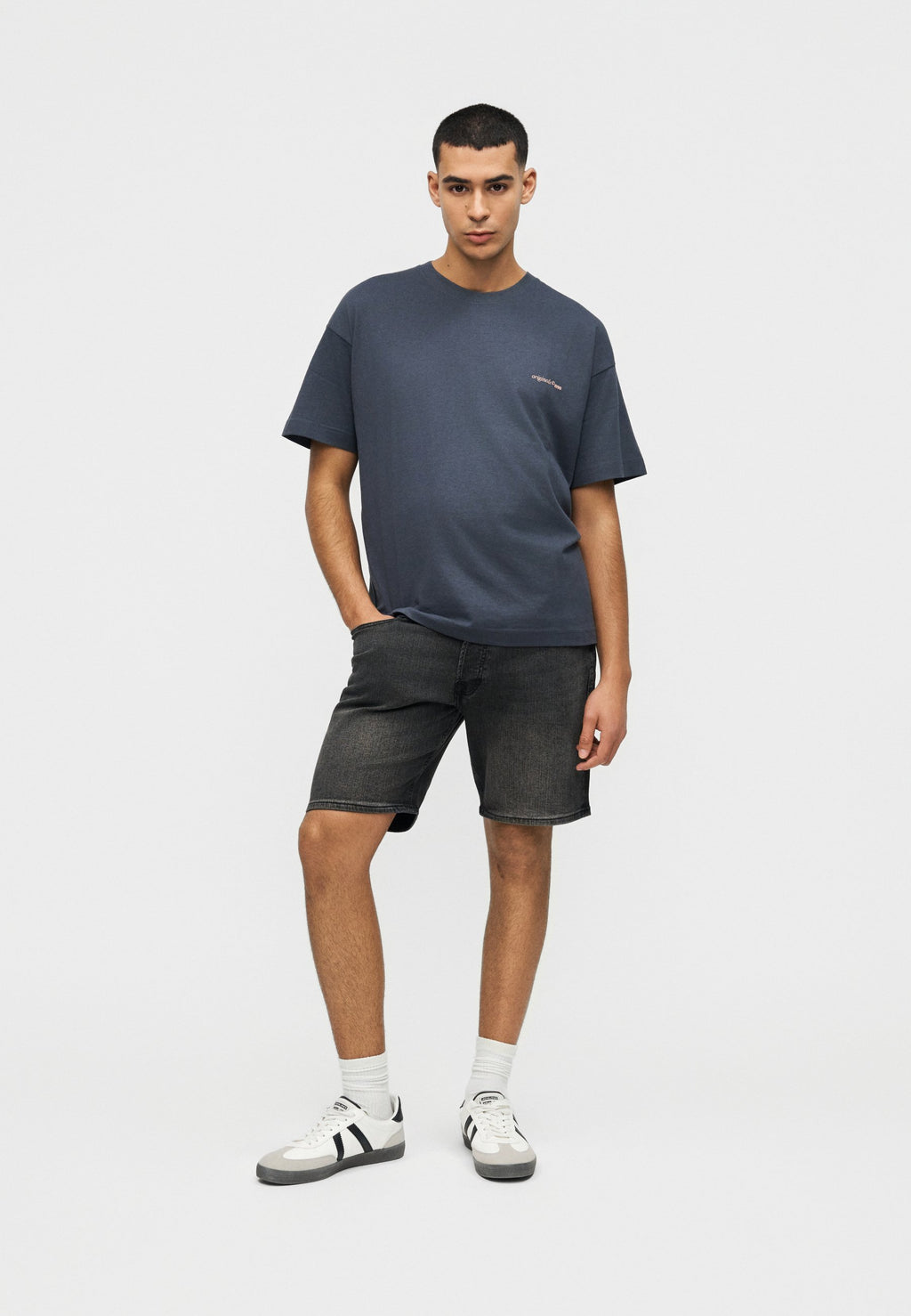 JJIRICK JJORIGINAL - Denim shorts - black denim