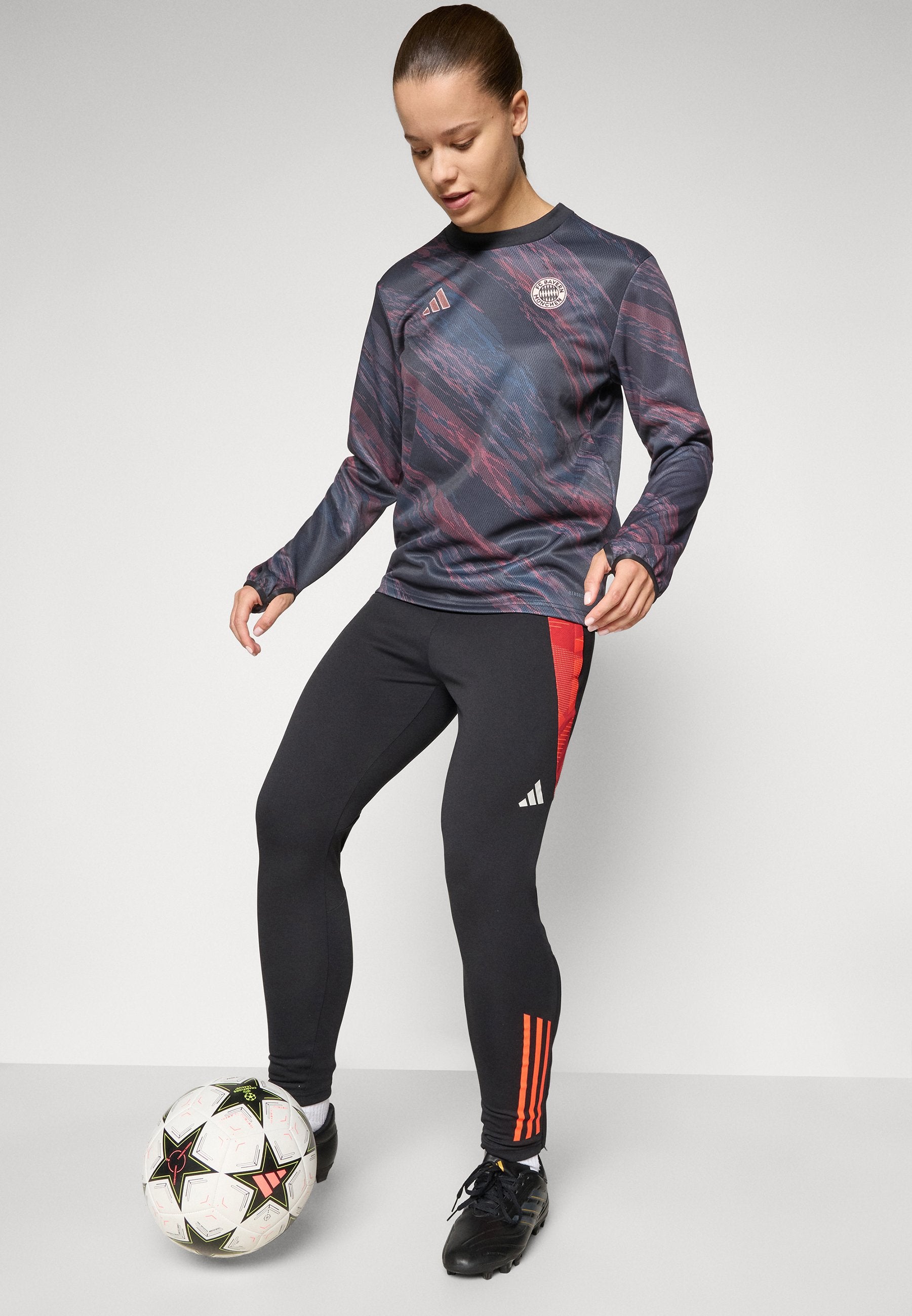 FC BAYERN 2025/2026 PRE-MATCH WARM TOP - Club wear - black