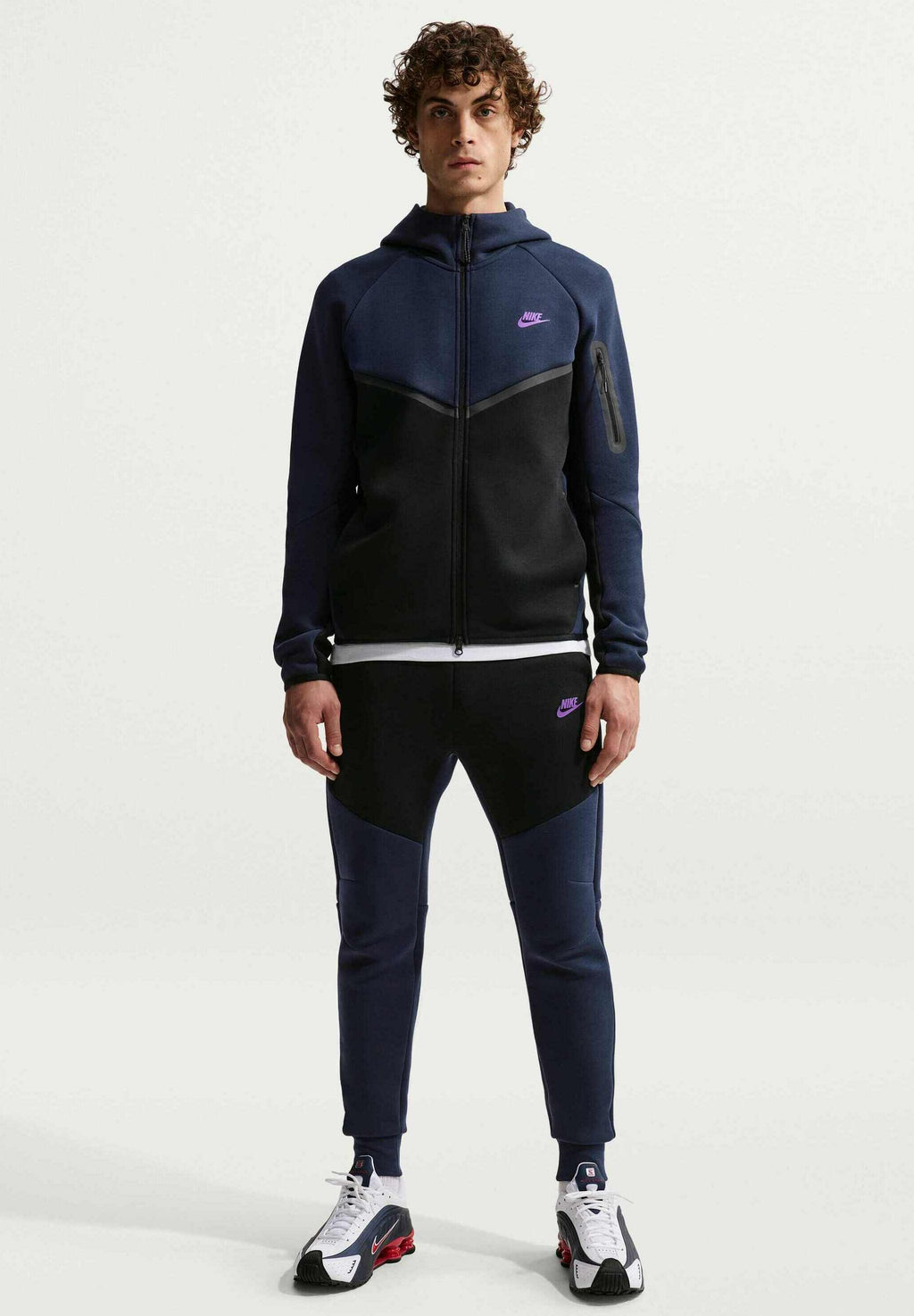 M NK TCH FLC JGGR - Bas de jogging - obsidienne noire et violet éclatant